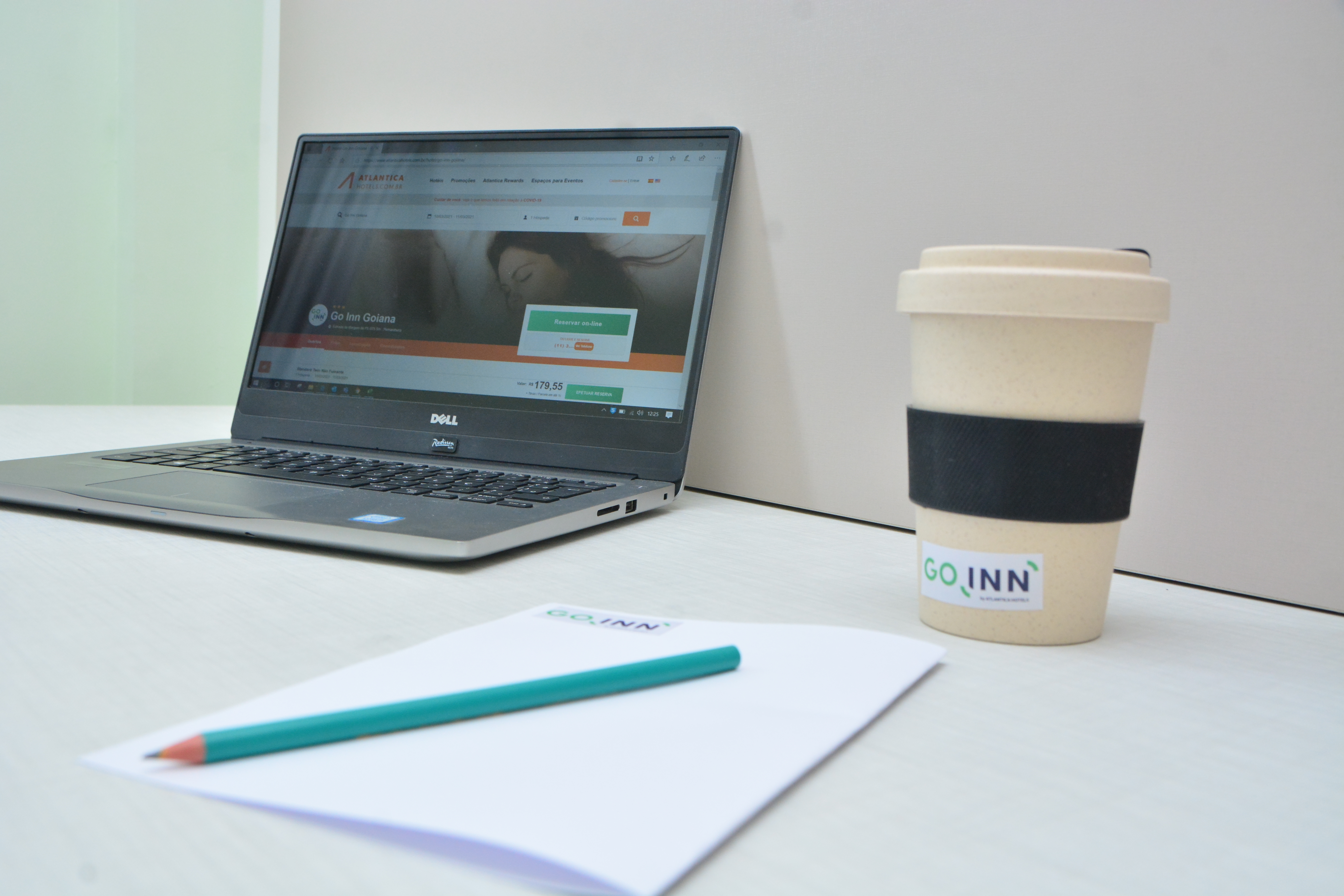 Double Queen Size Bed