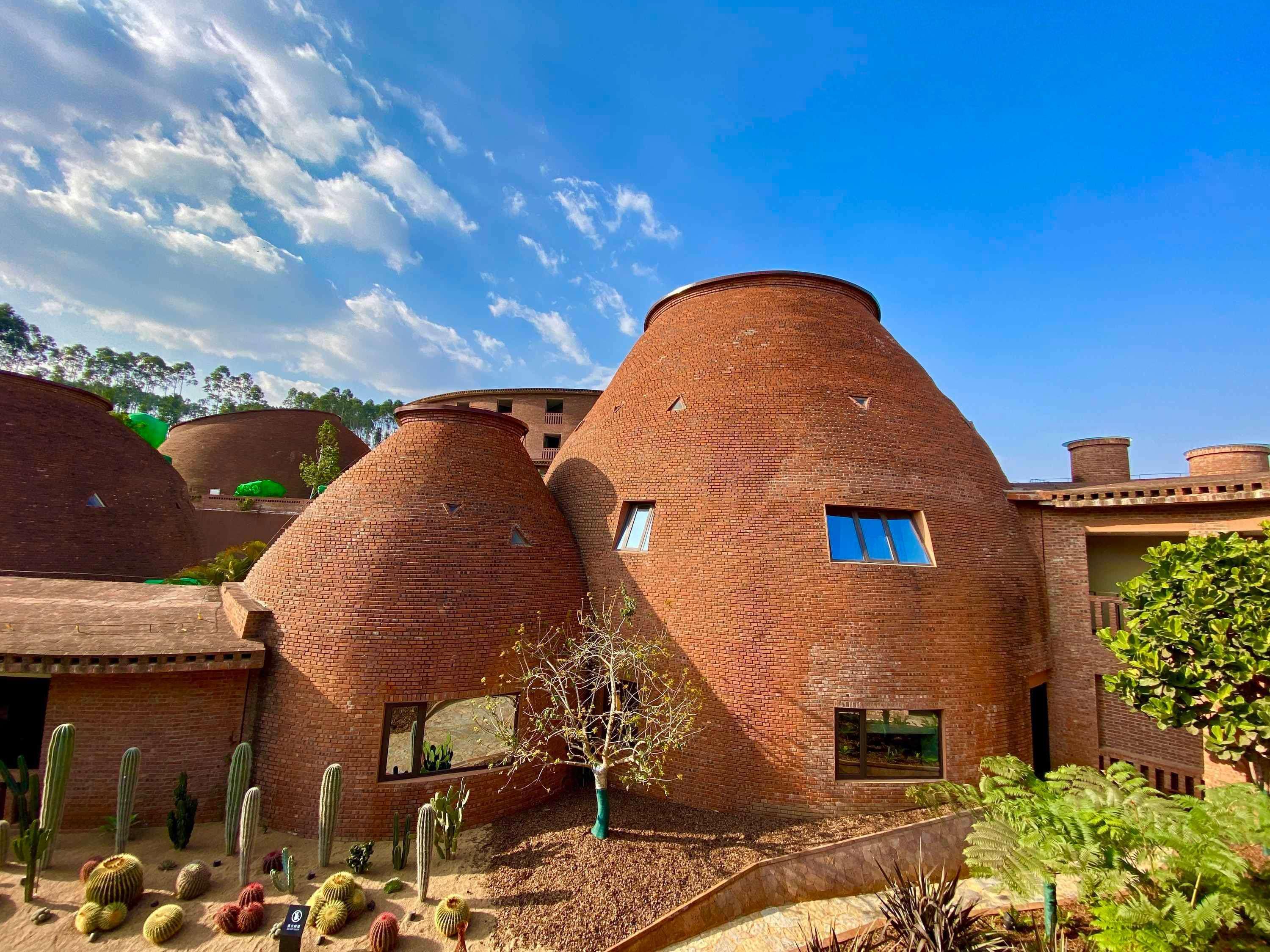 Twin Deluxe with Views