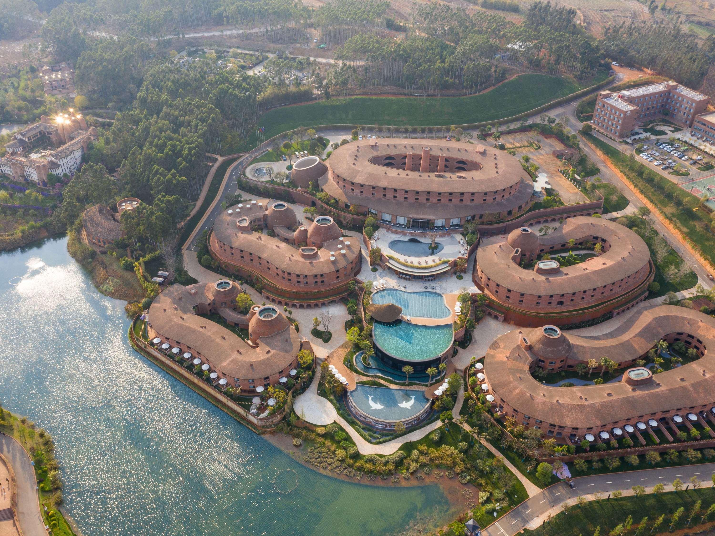 Twin Deluxe with Terrace