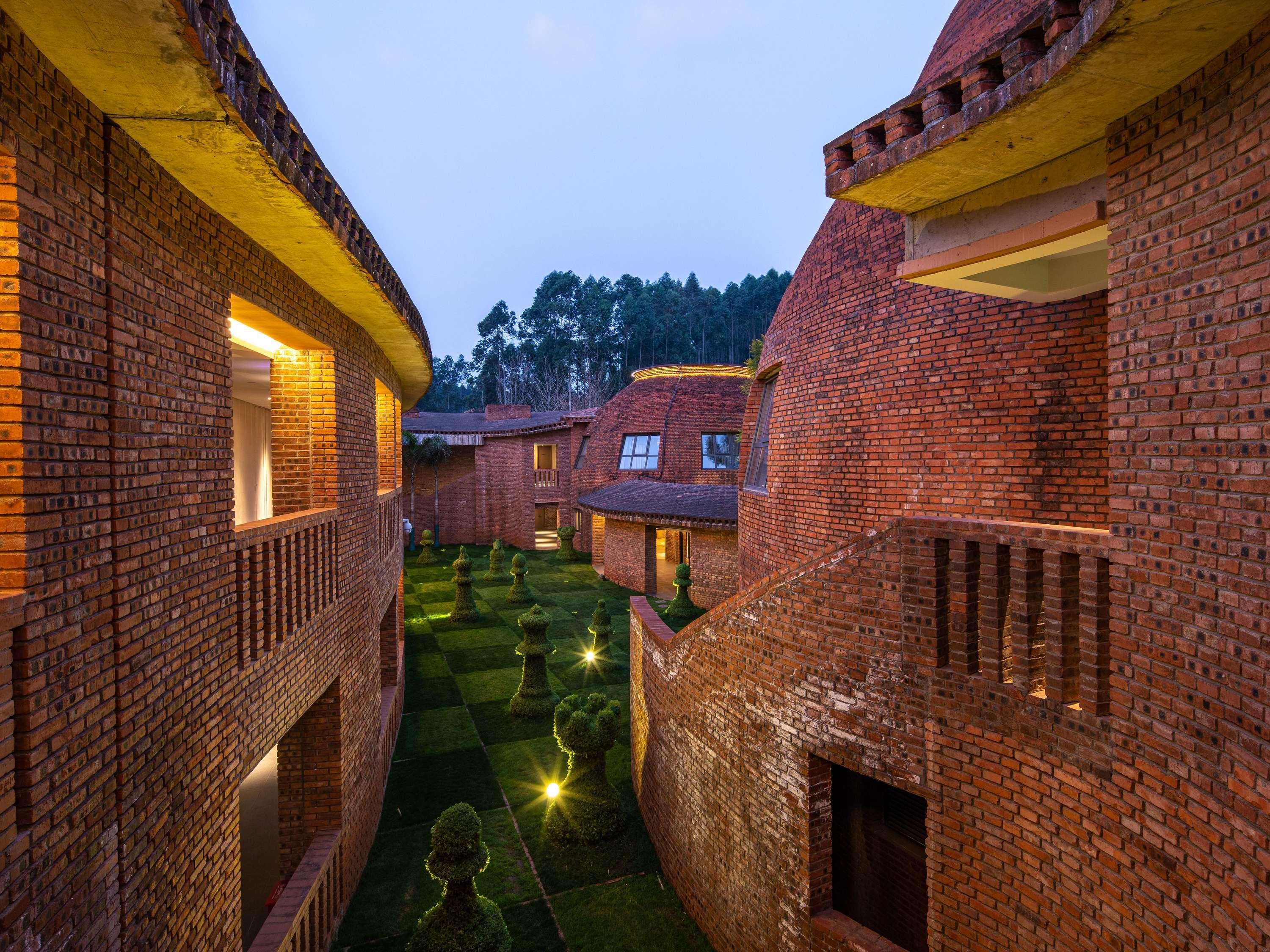 Twin Deluxe with Balcony