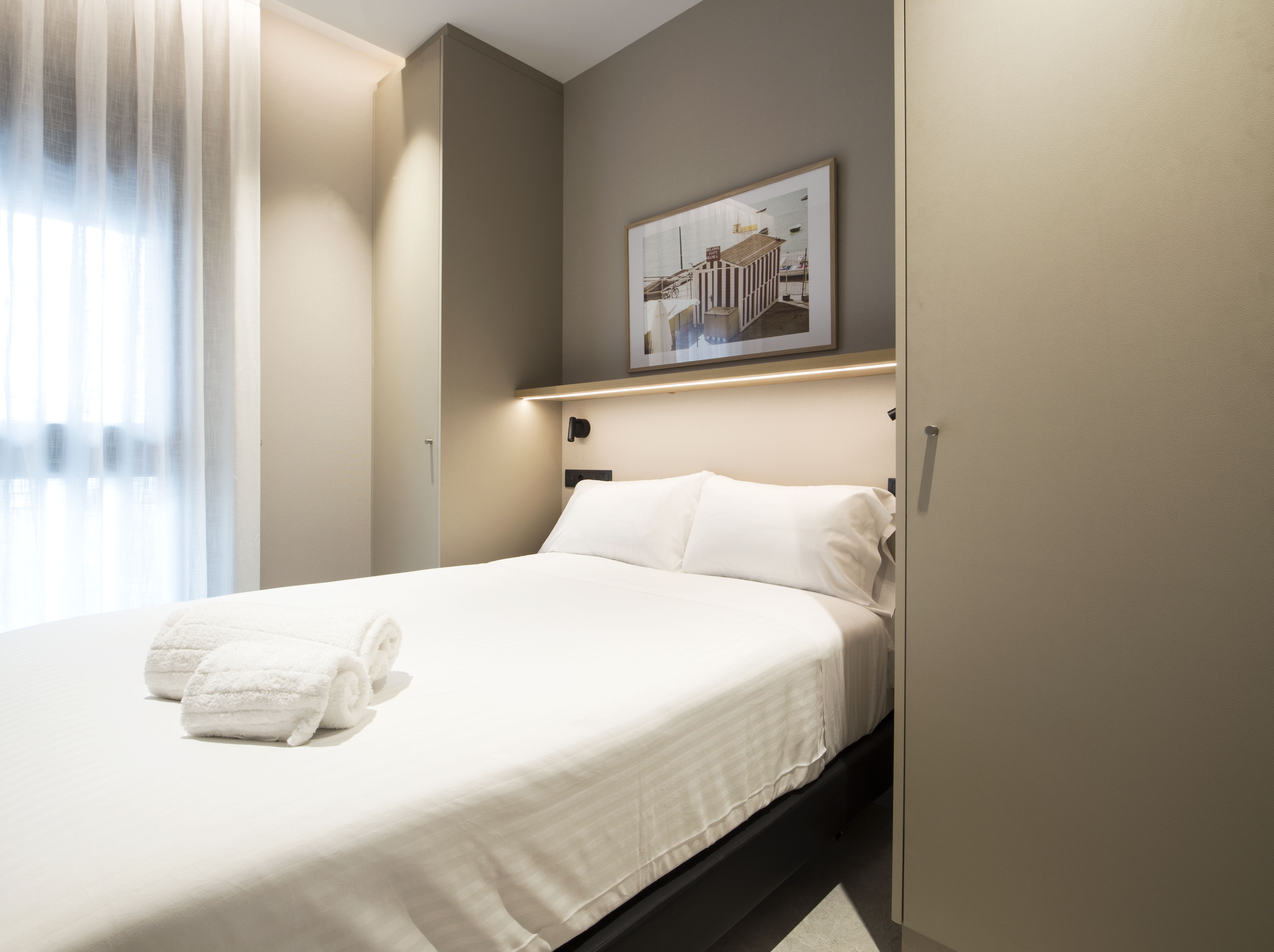 Apartment Capacity 4