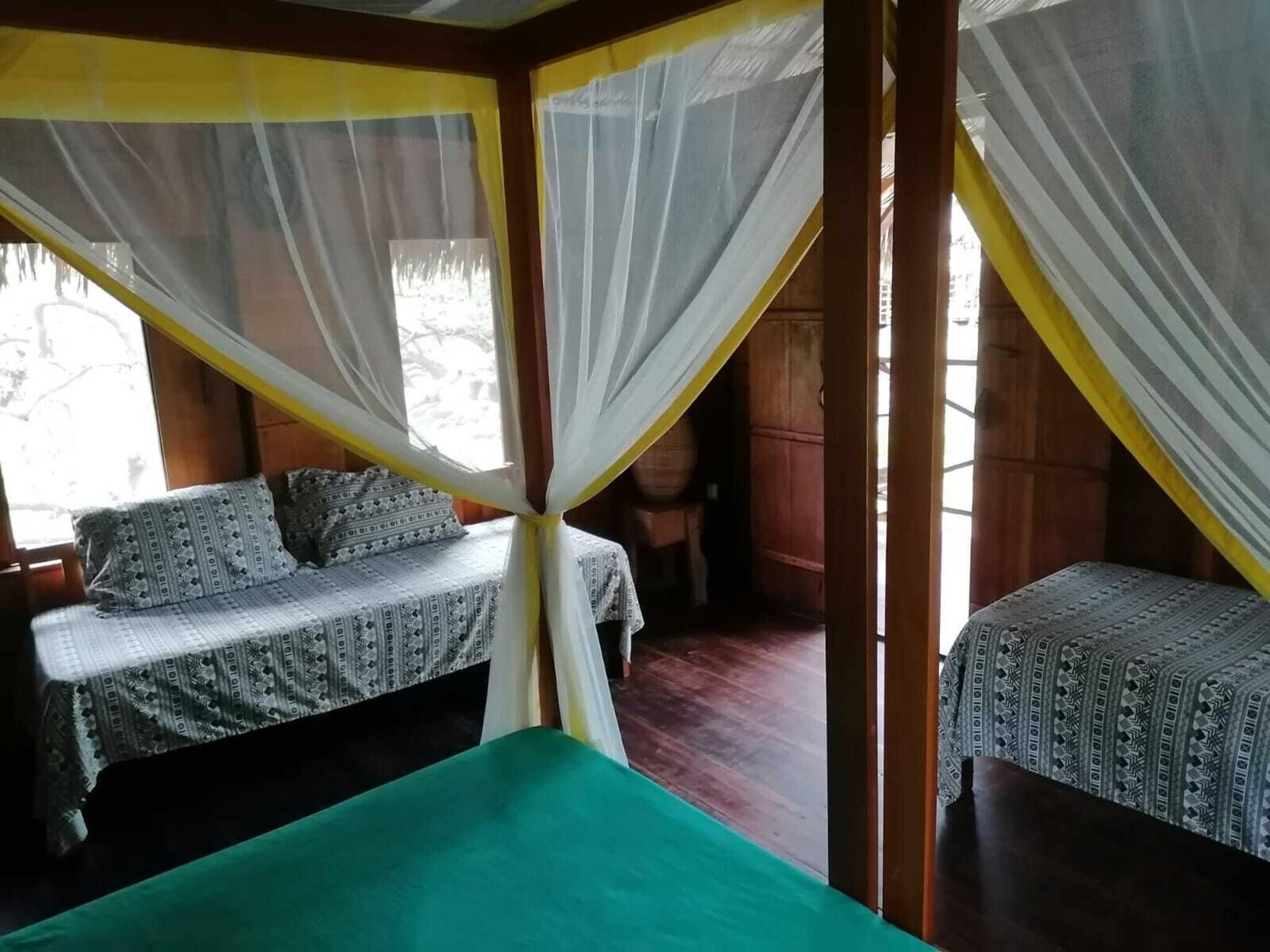 Quadruple Three Beds