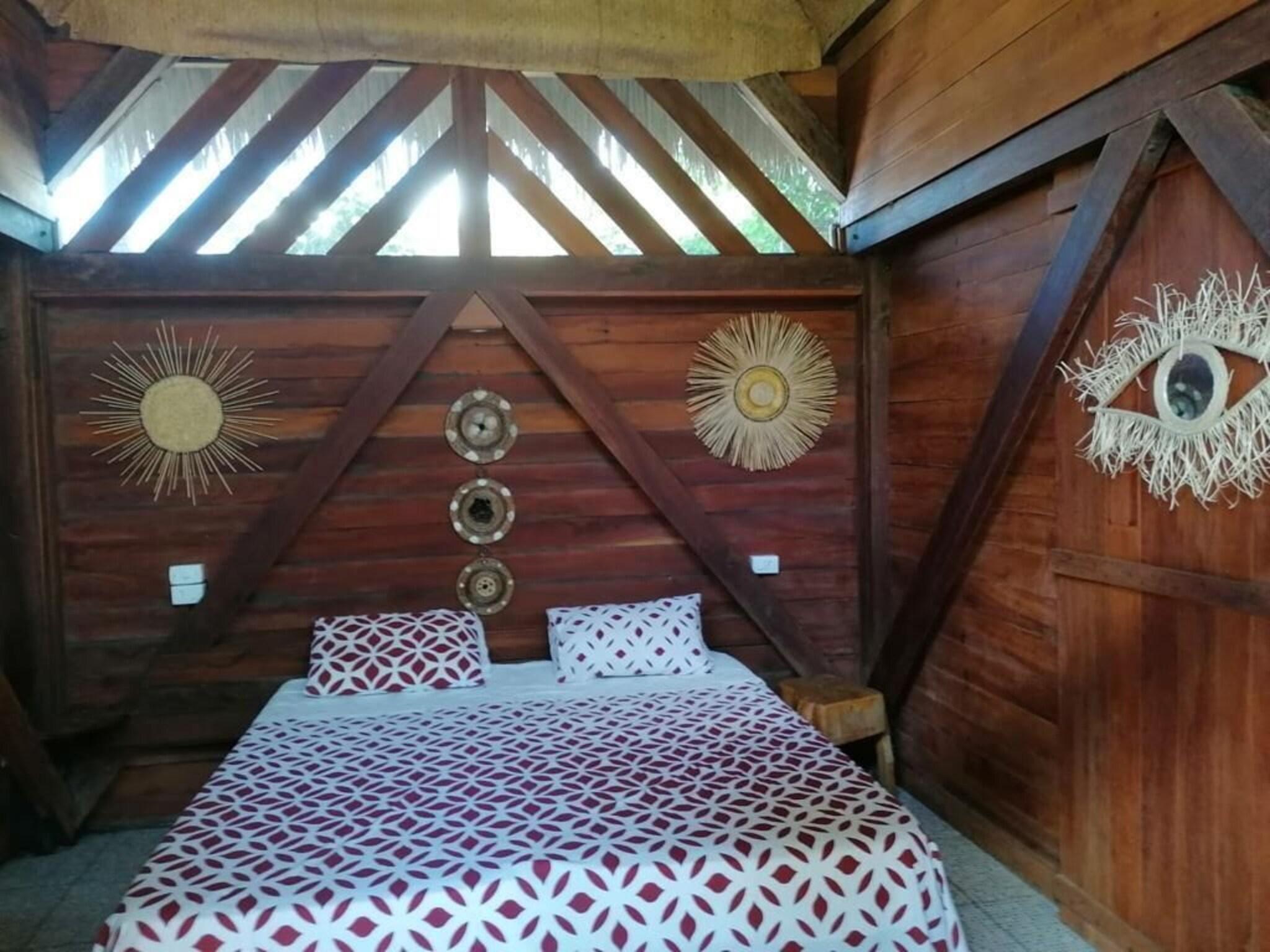 Double or Twin Queen Size Bed