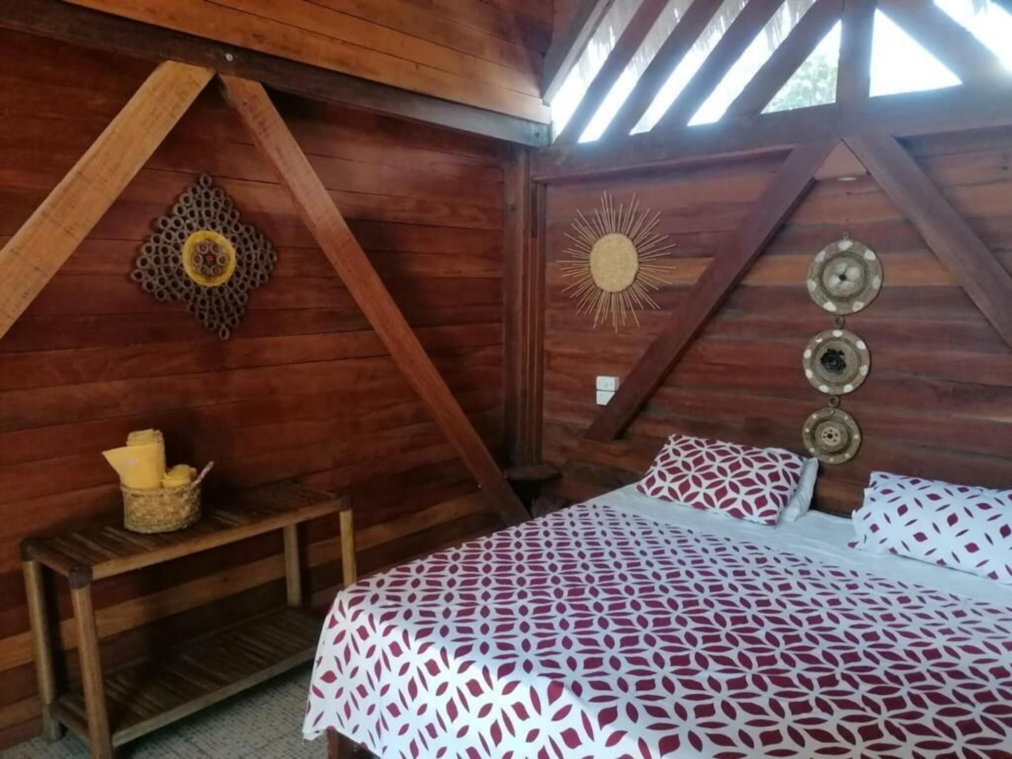 Double or Twin Queen Size Bed