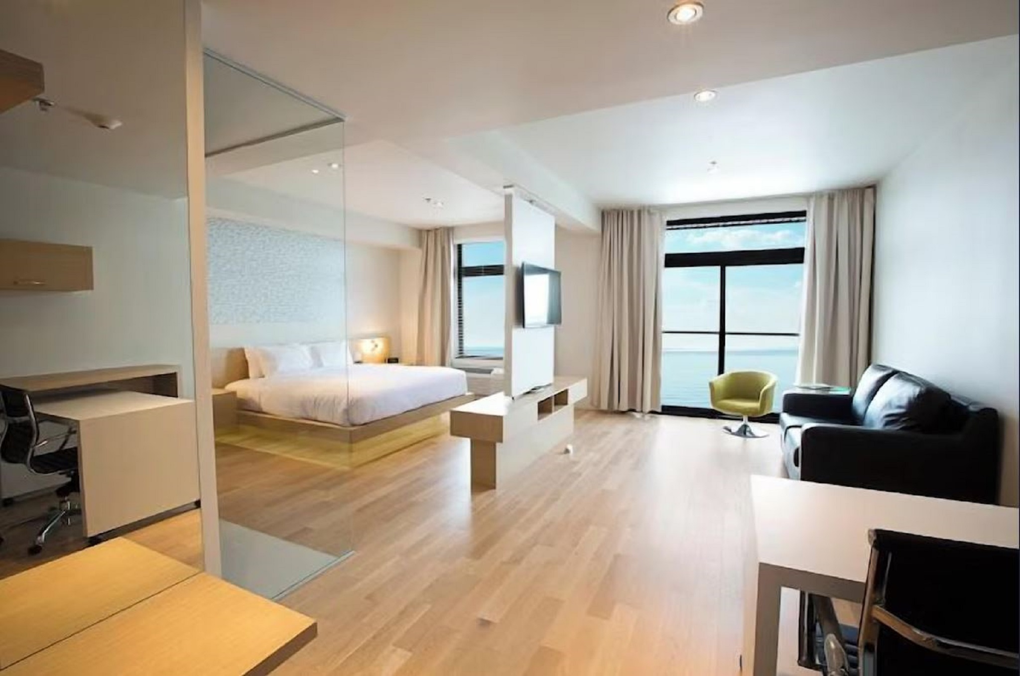 Junior Suite Lake View