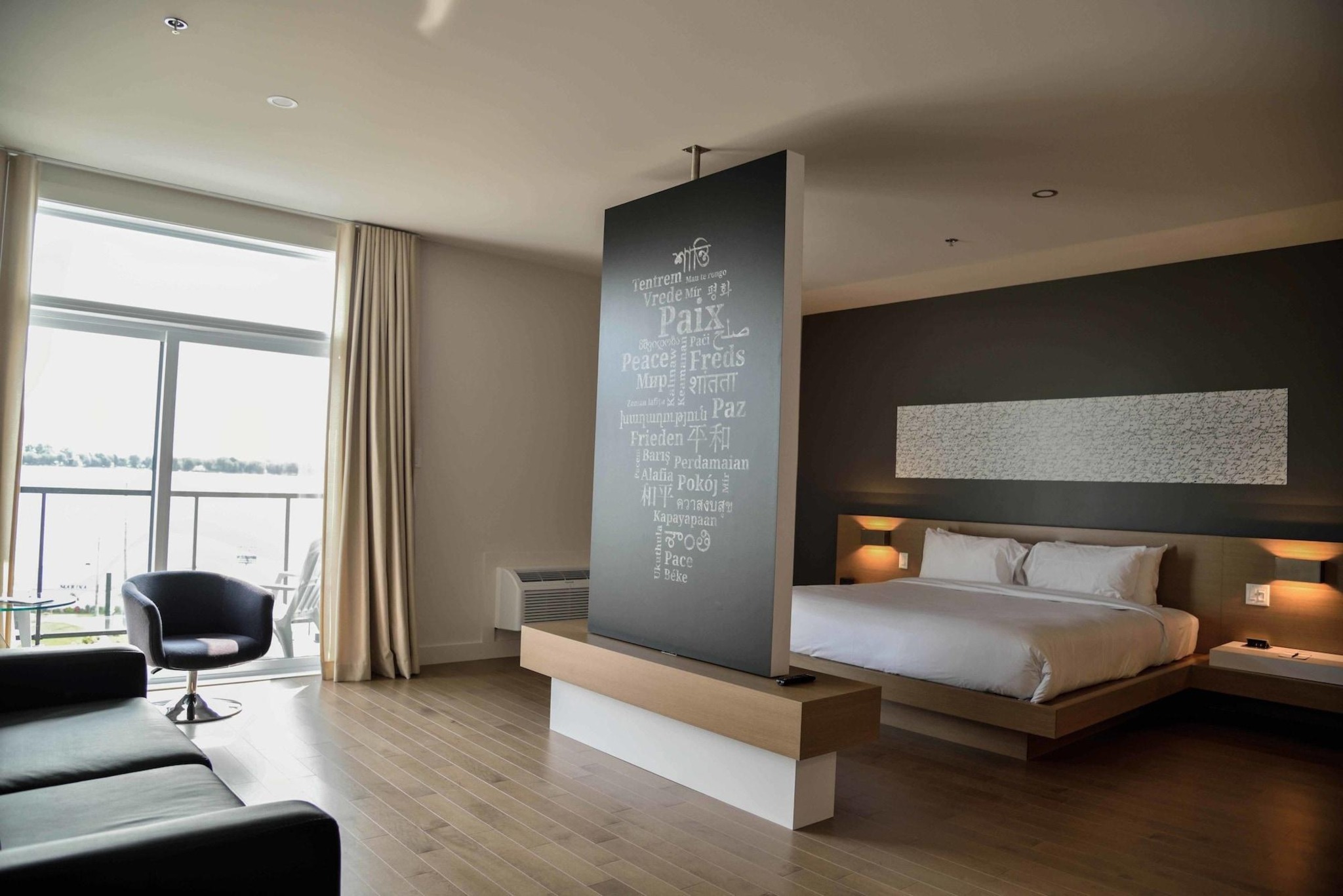 Junior Suite King Size Bed