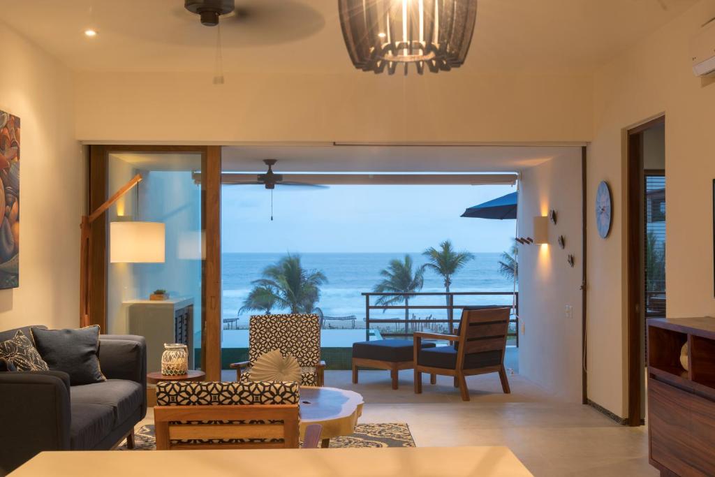 Villa Two Bedrooms Two Bathrooms