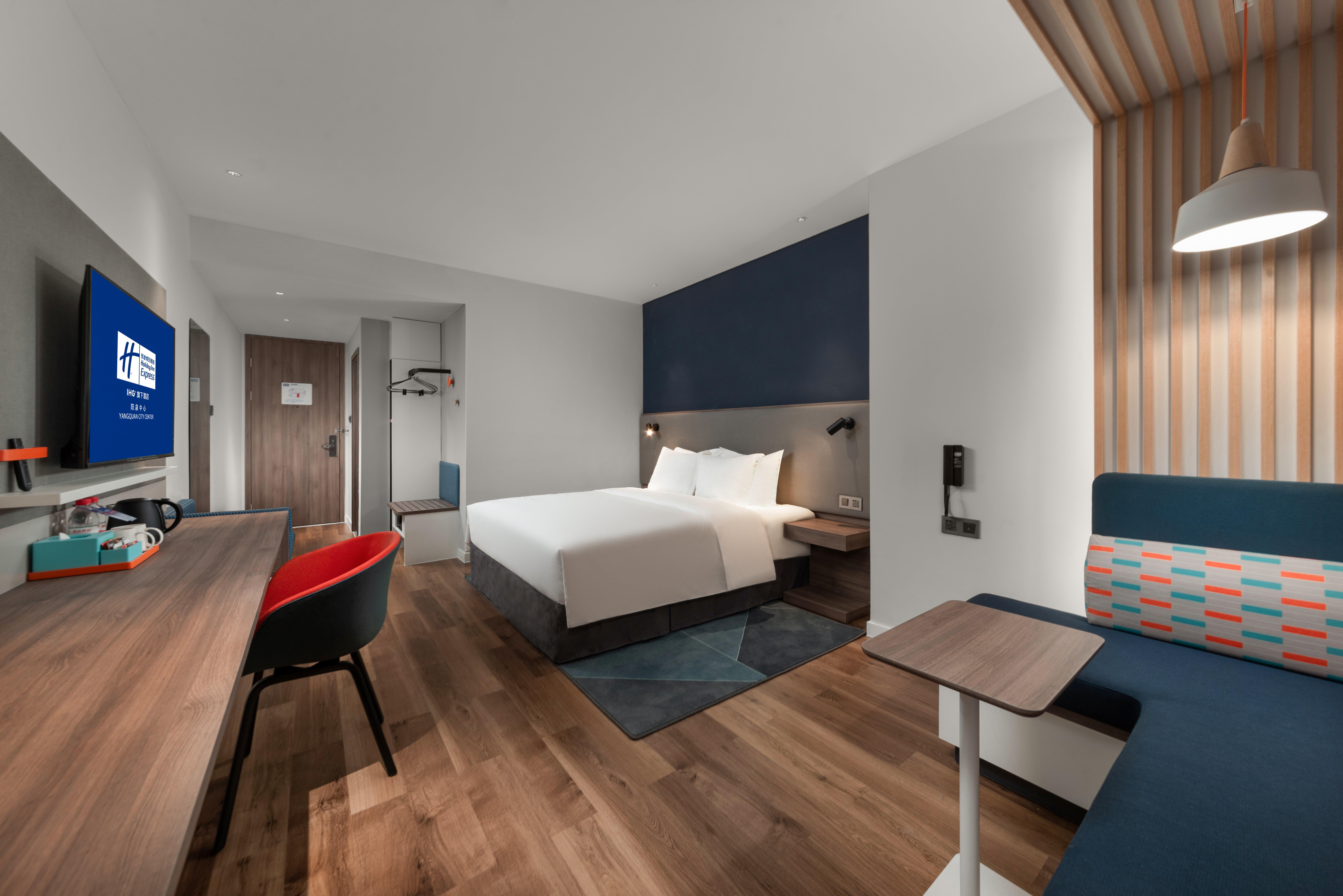 Double Accessible King Size Bed