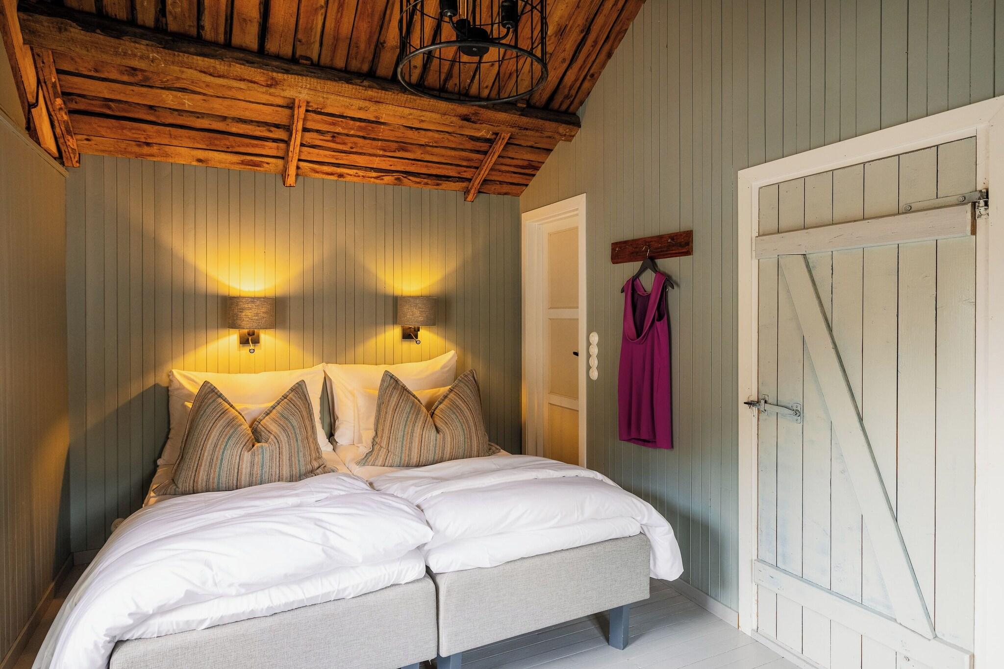 Suite Two Queen Beds