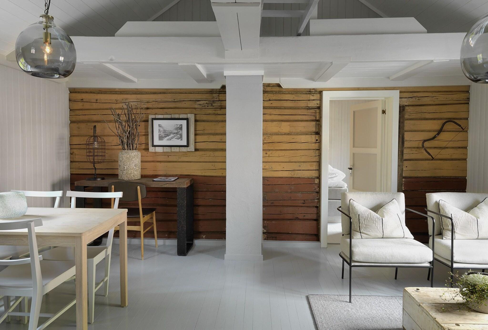 Suite Two Queen Beds