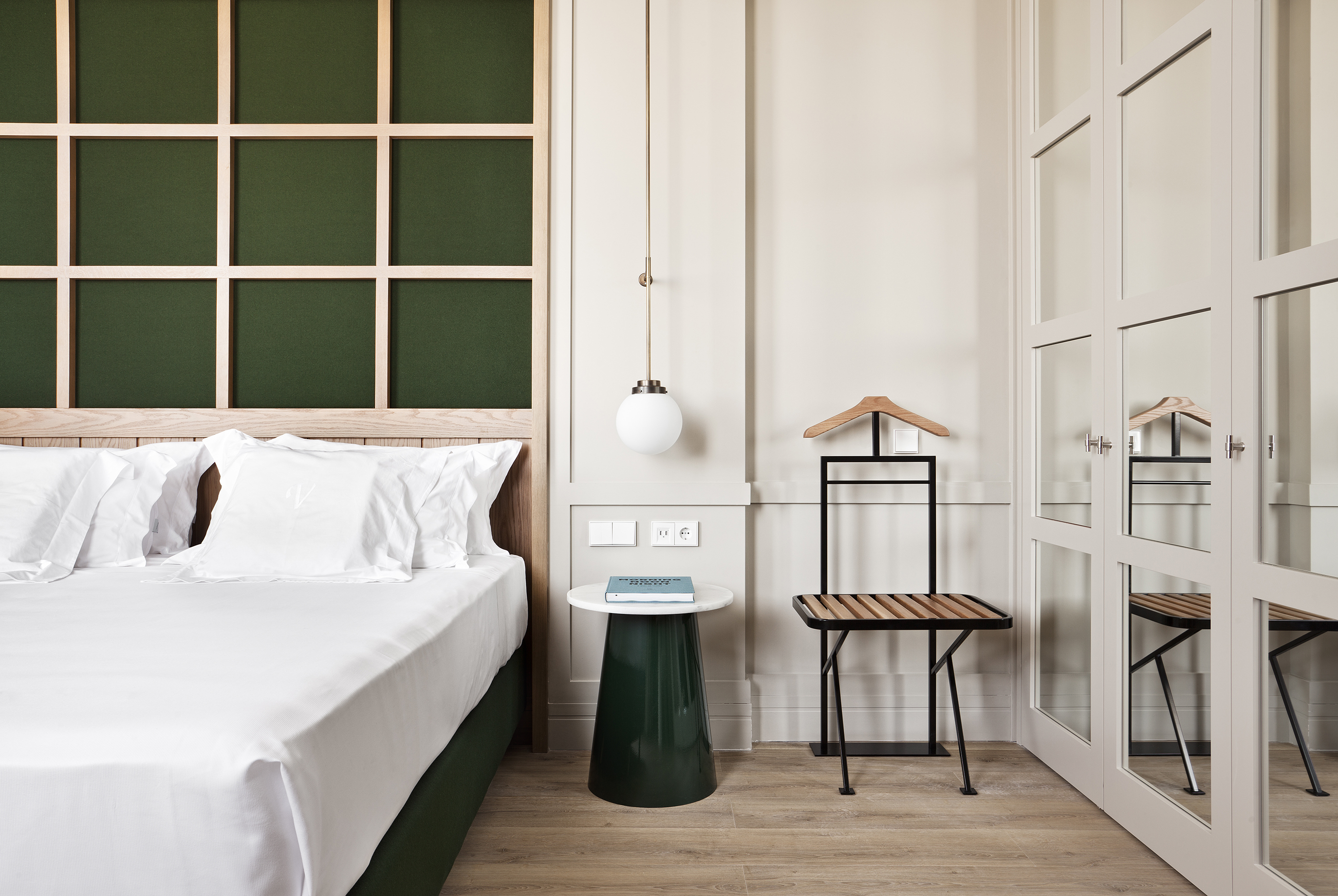 Double Single Superior