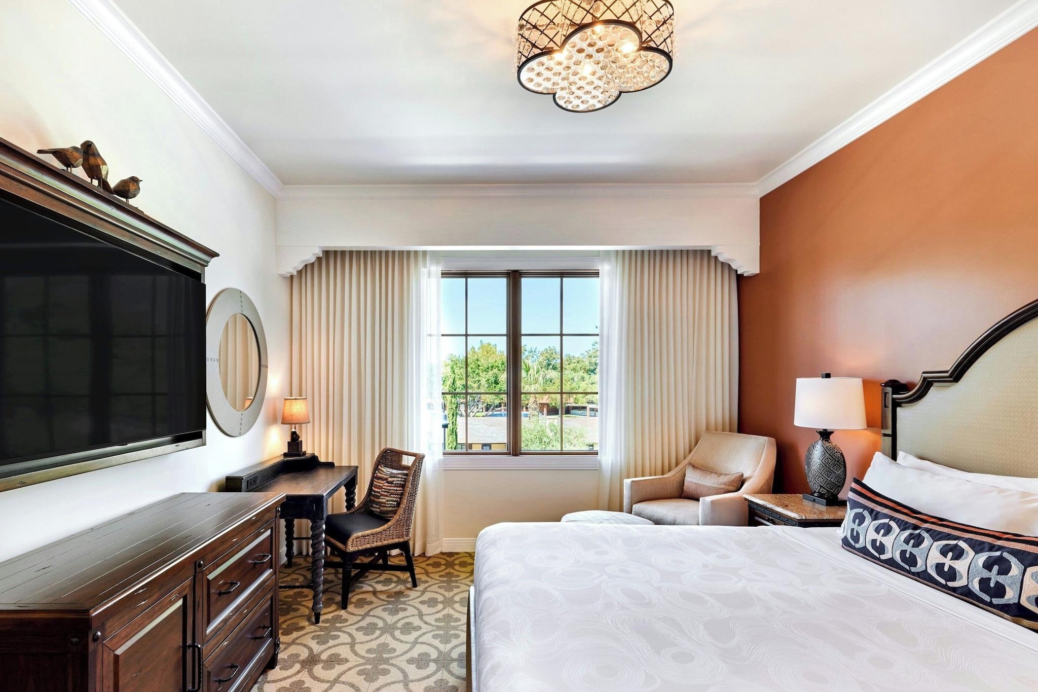 Double Accessible King Size Bed