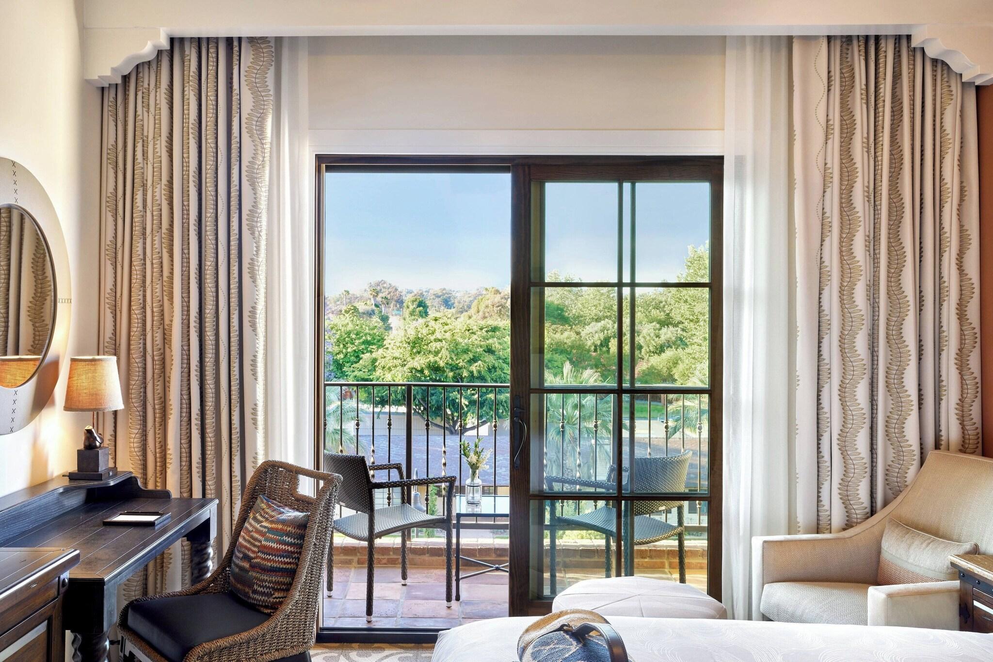 Double Two Queen Beds