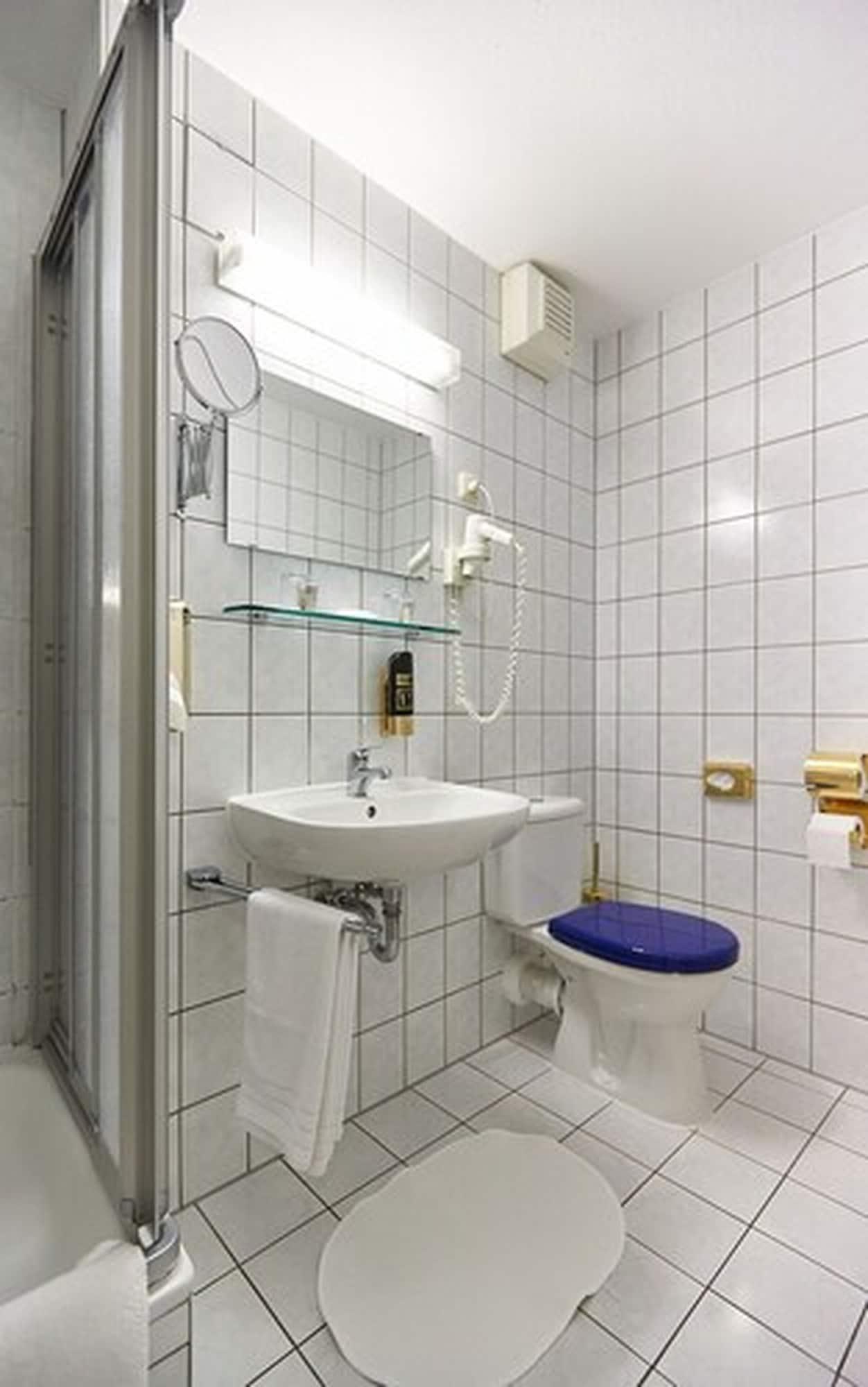 Double Superior King Bed