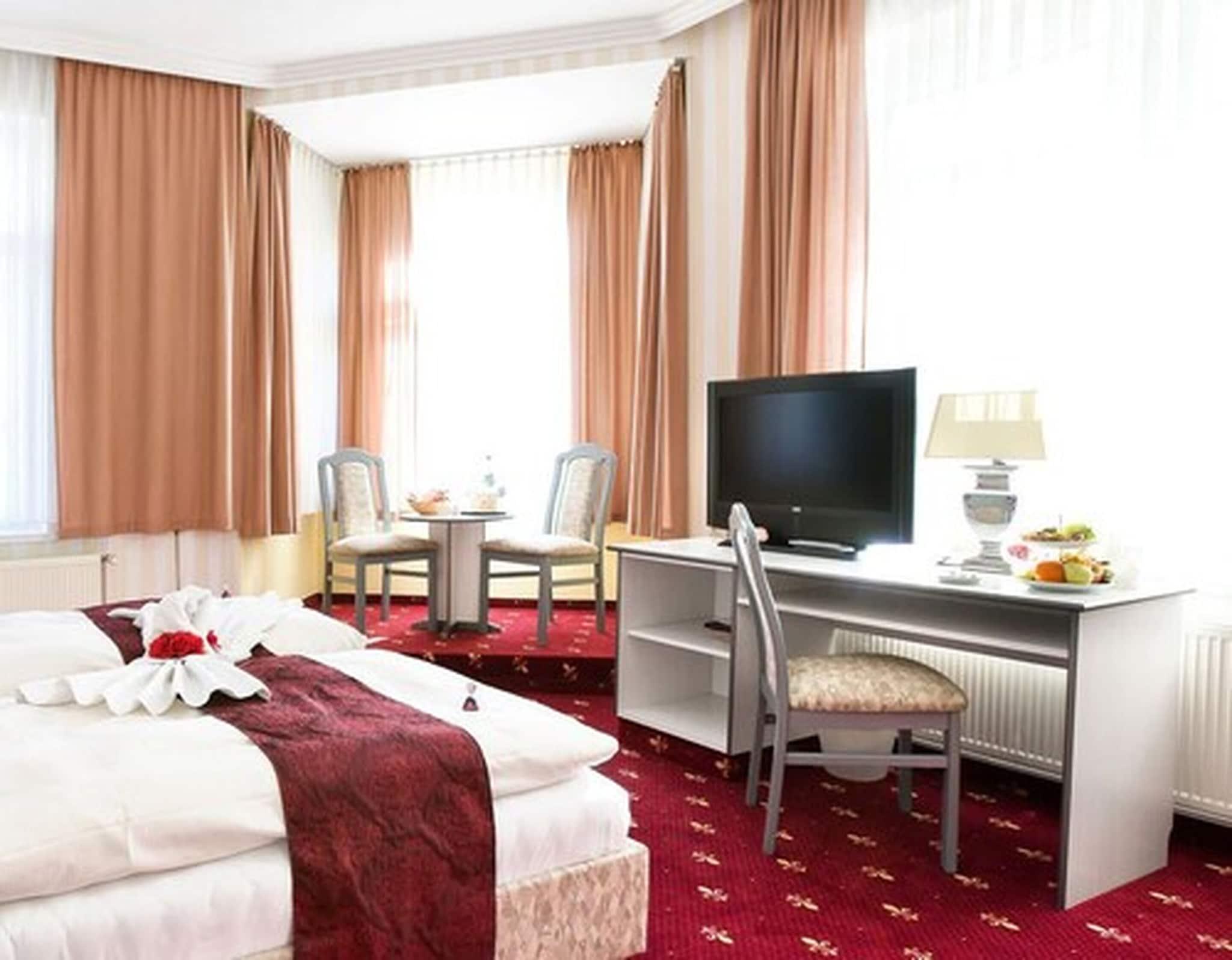 Double Superior King Bed