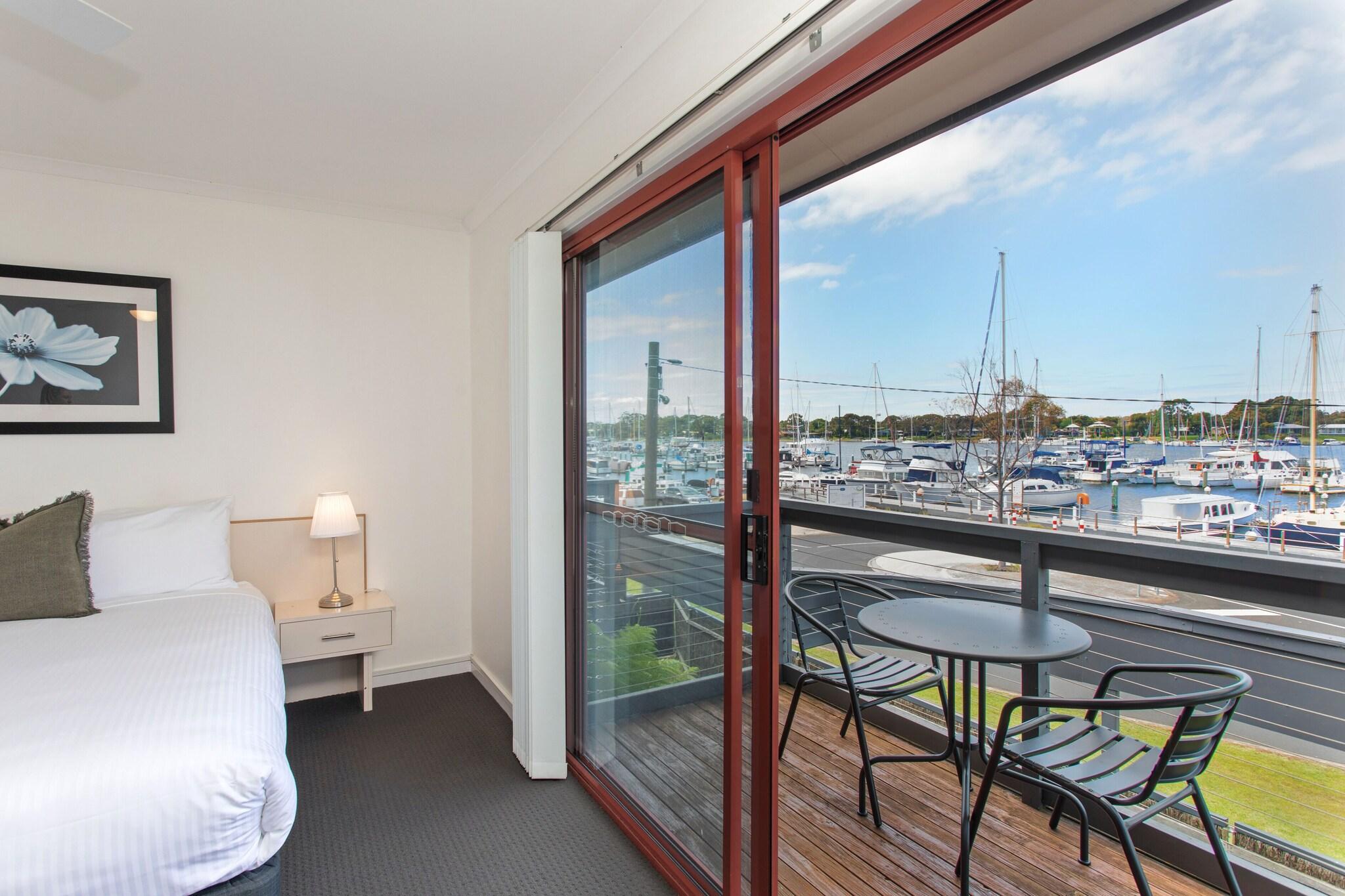 Apartment Marina View