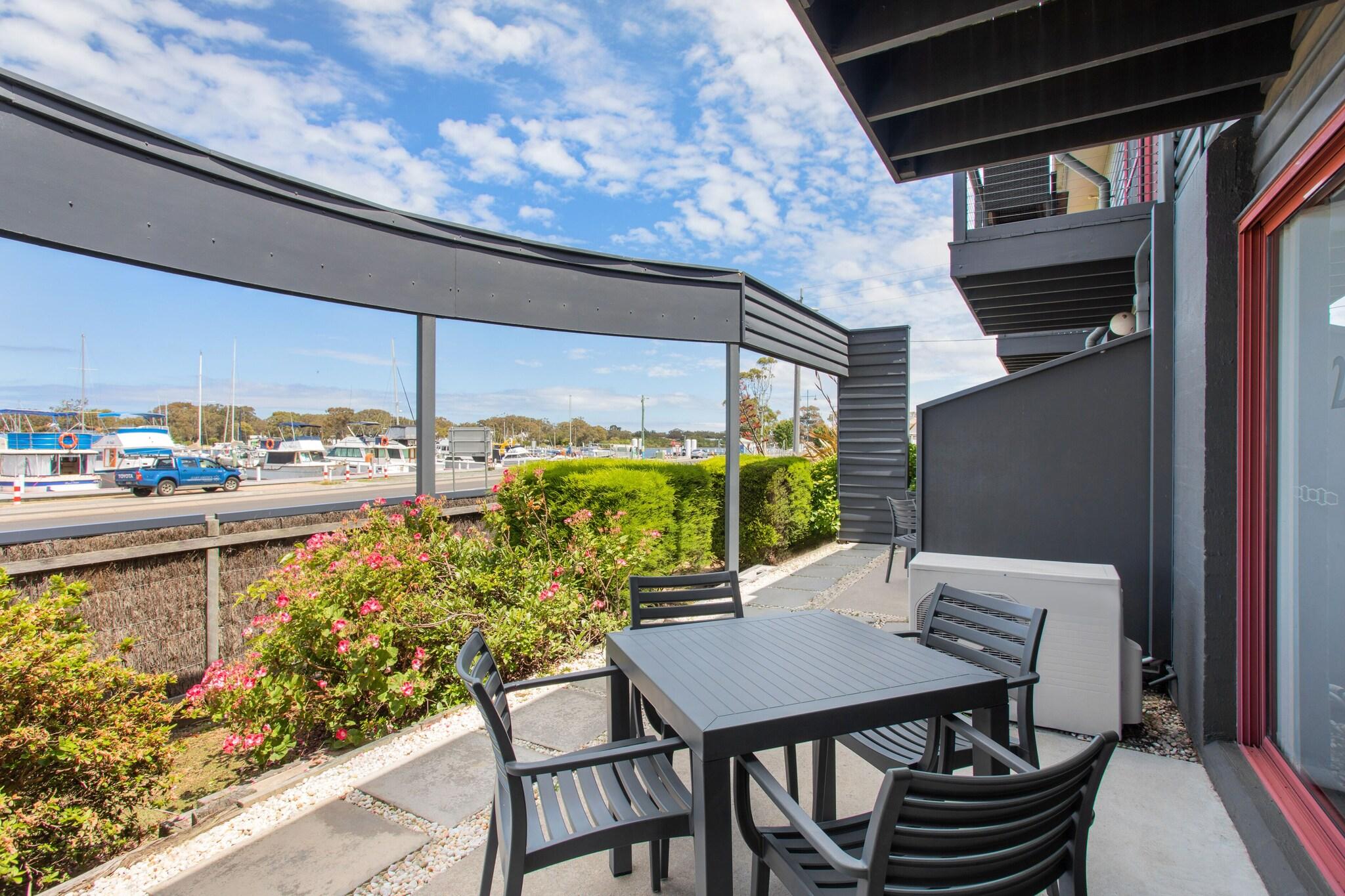 Apartment Marina View