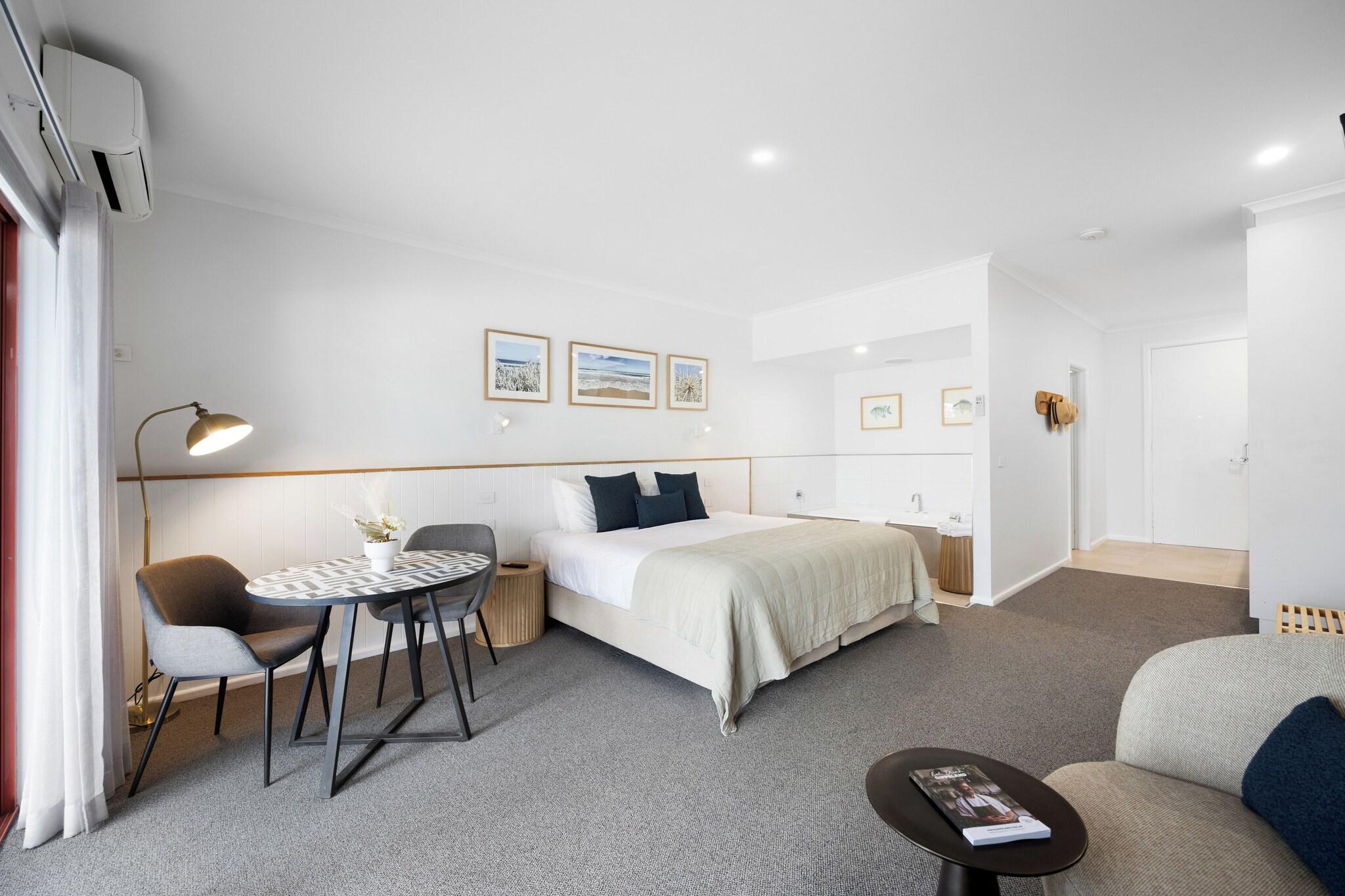 Double King Size Bed