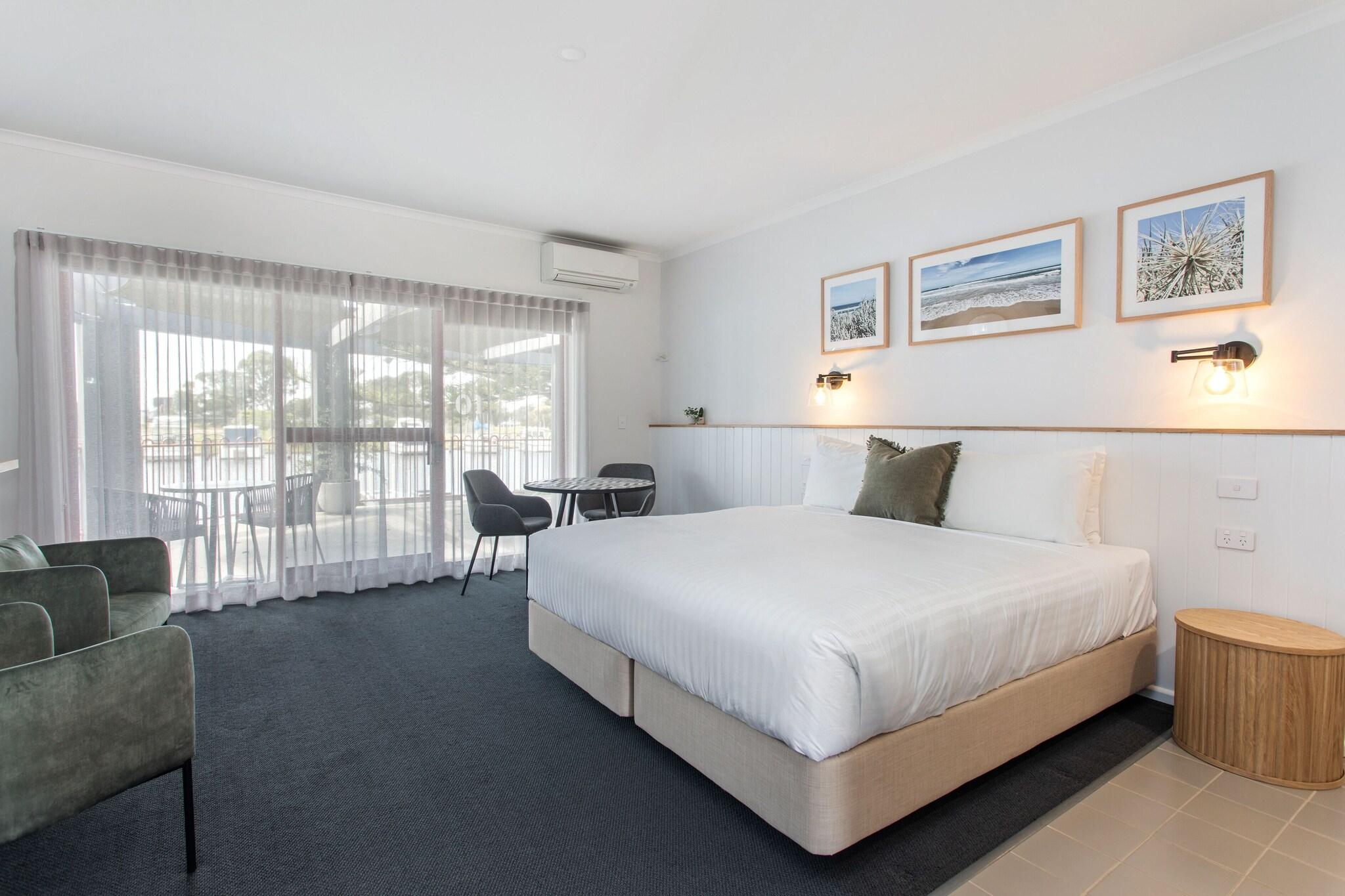 Double King Size Bed