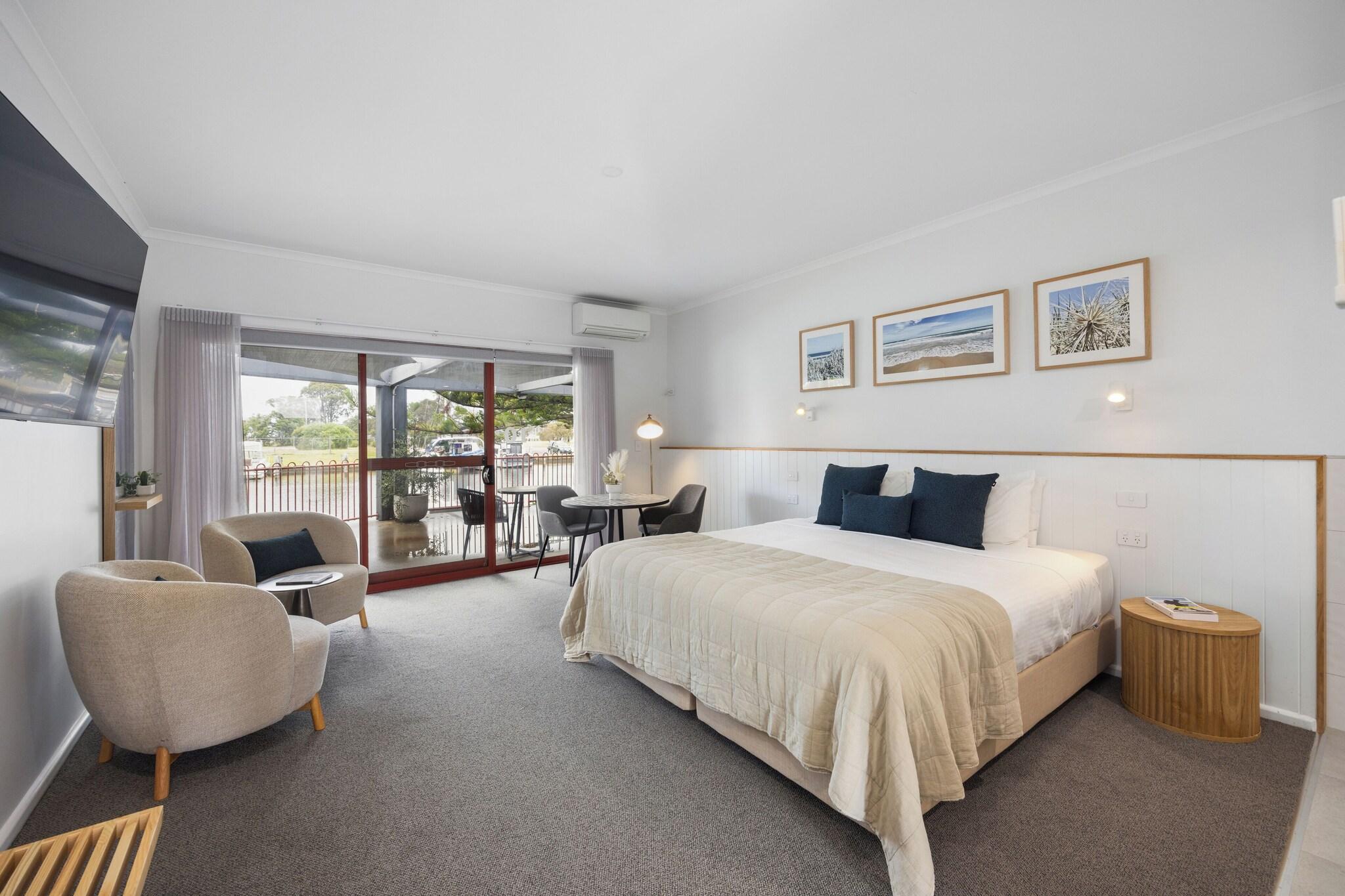 Double King Size Bed