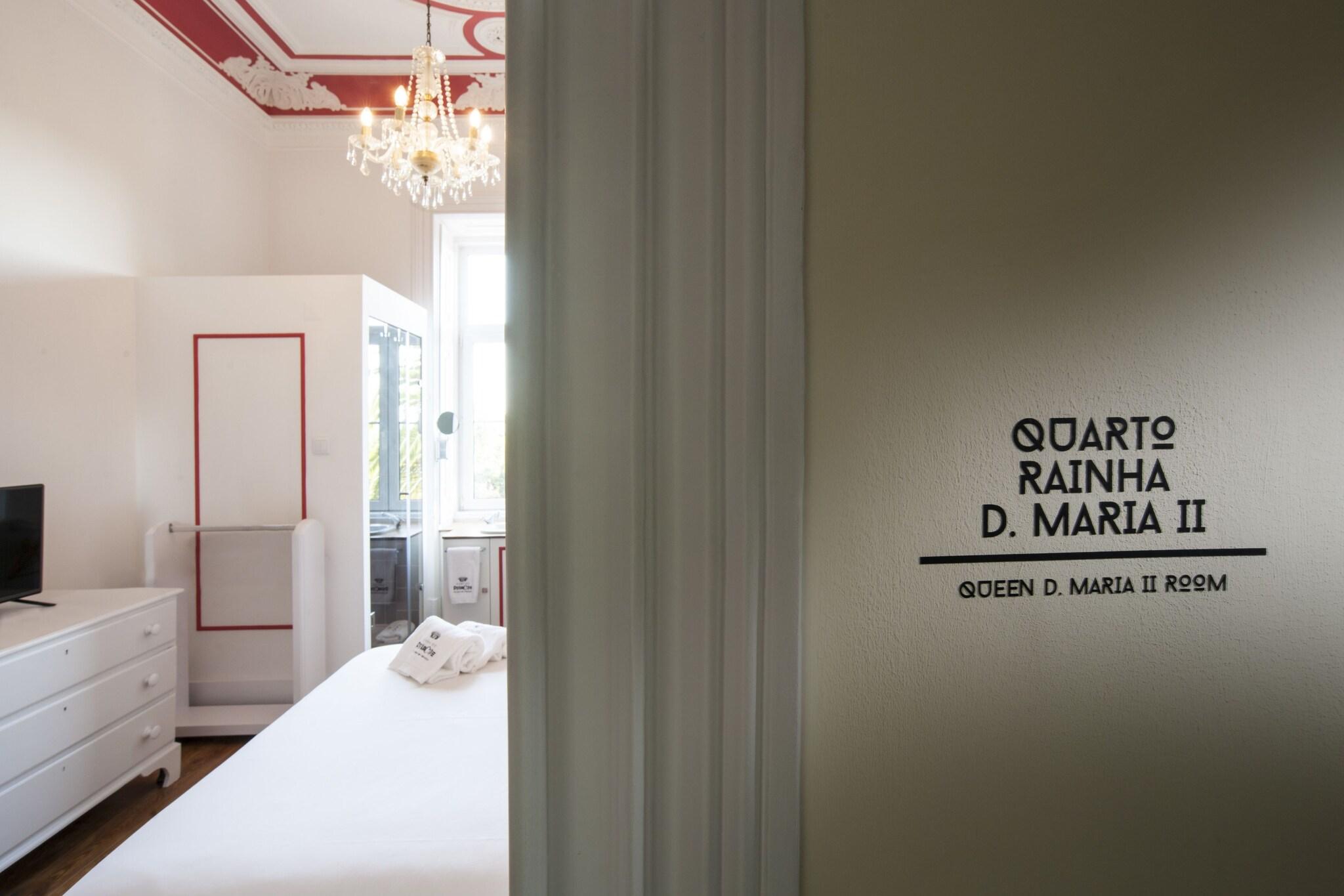 Double Queen Size Bed