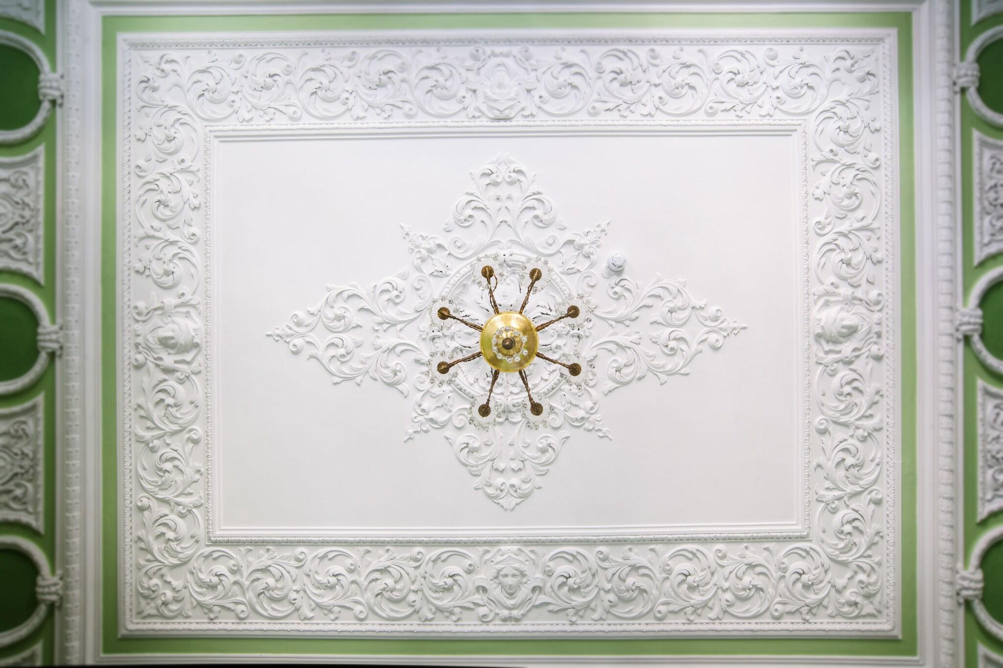 Suite Queen Size Bed