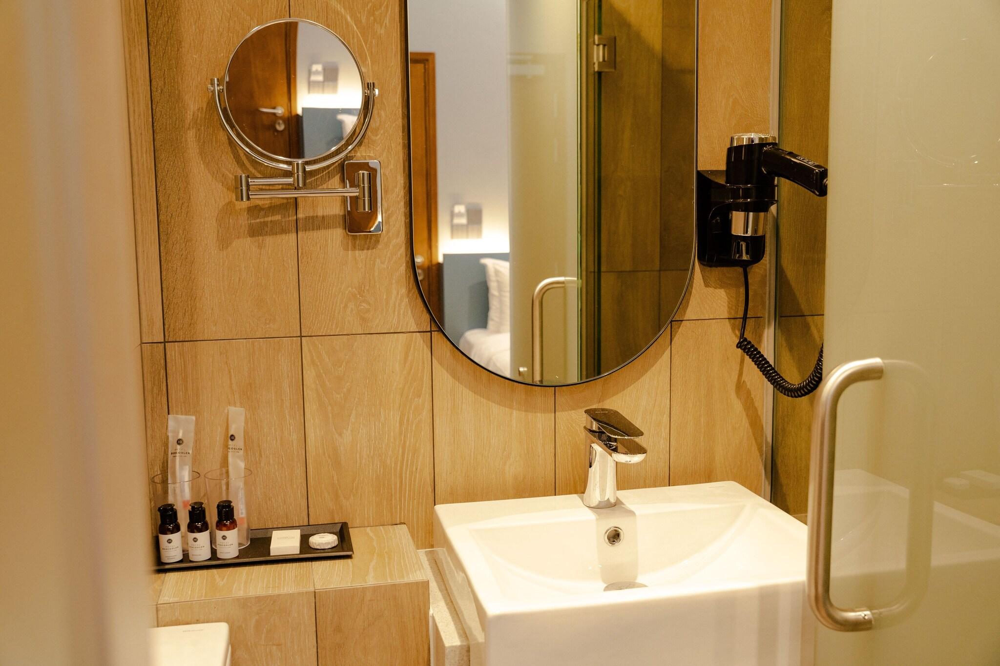 Double Deluxe Superior