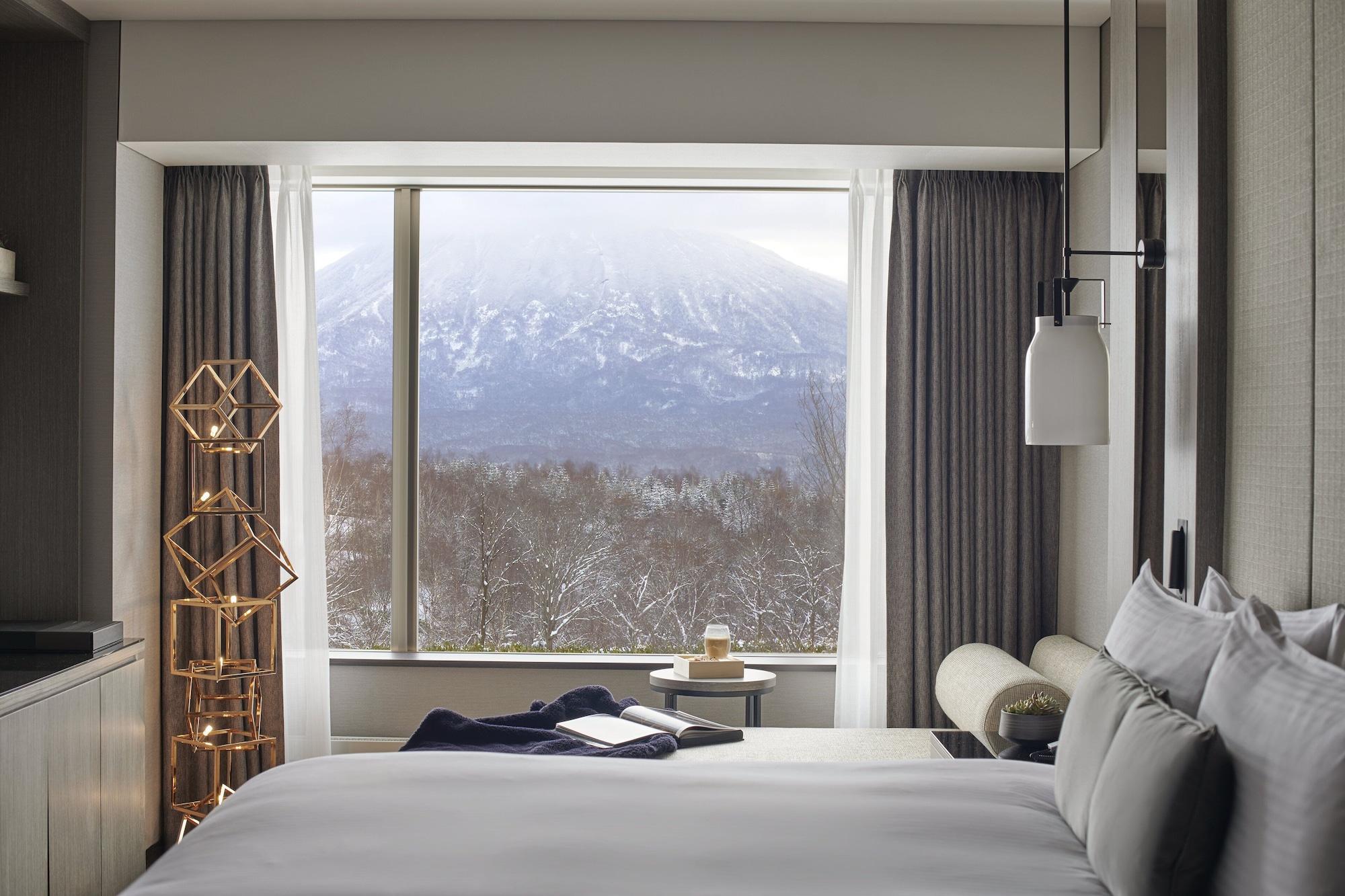 Quadruple Deluxe King Bed