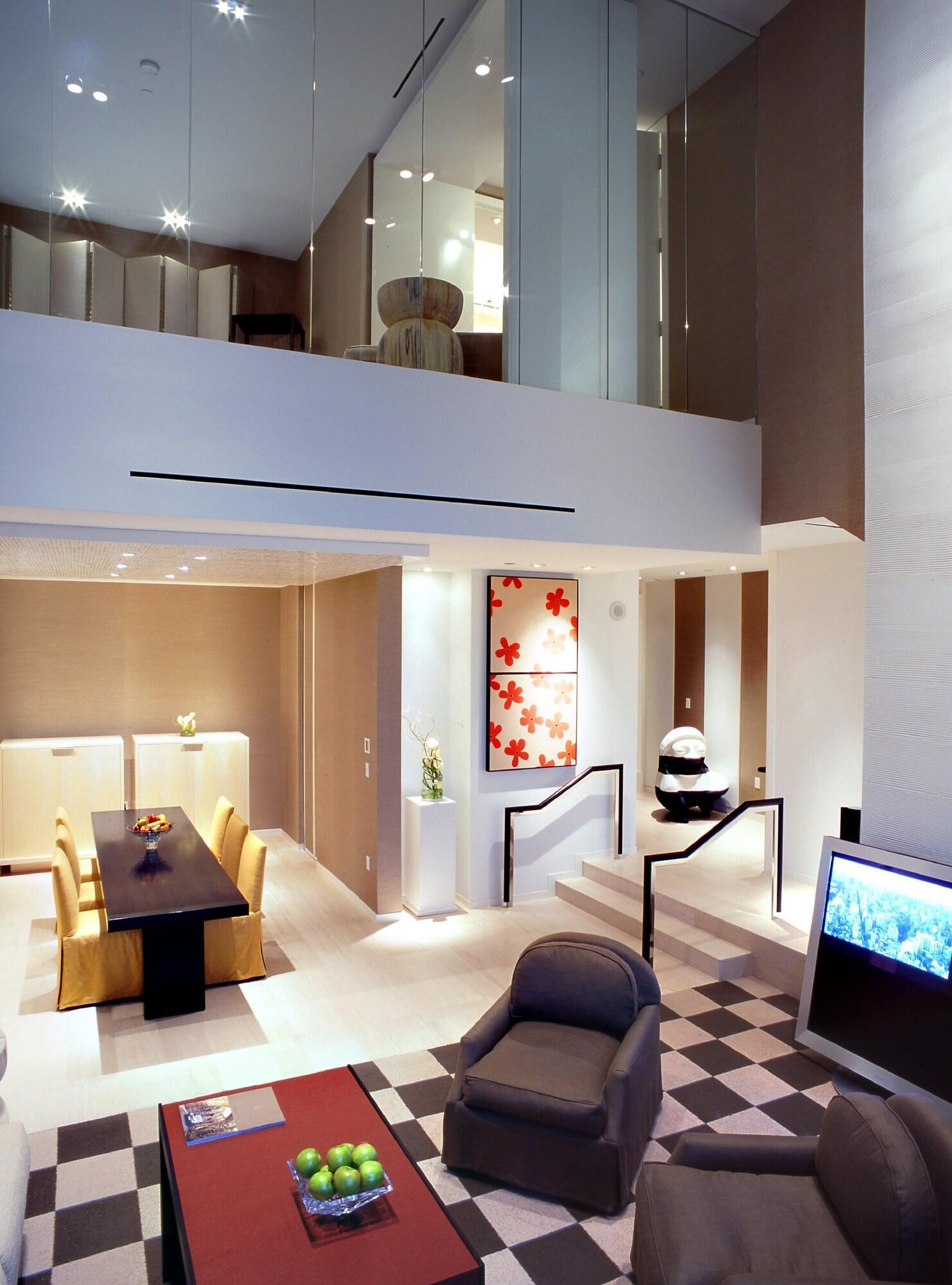 Double King Bed One Bedroom 