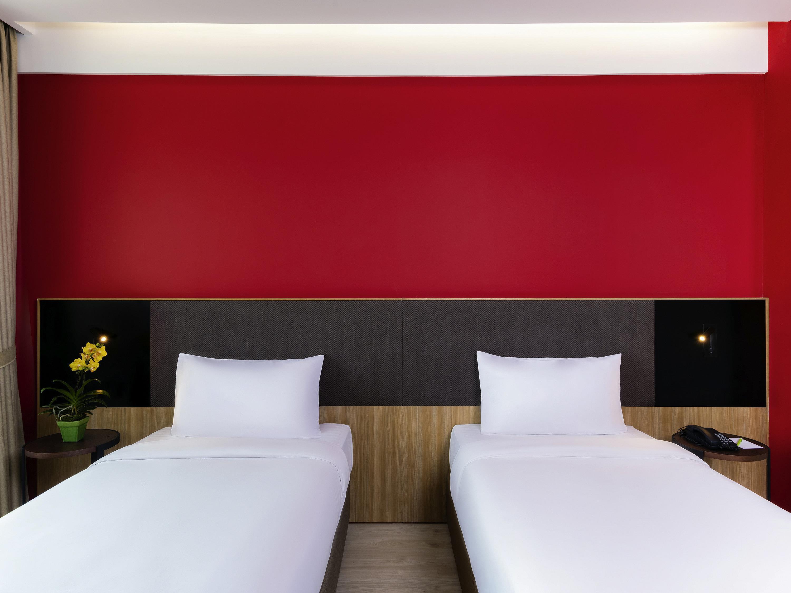 Twin Superior City View