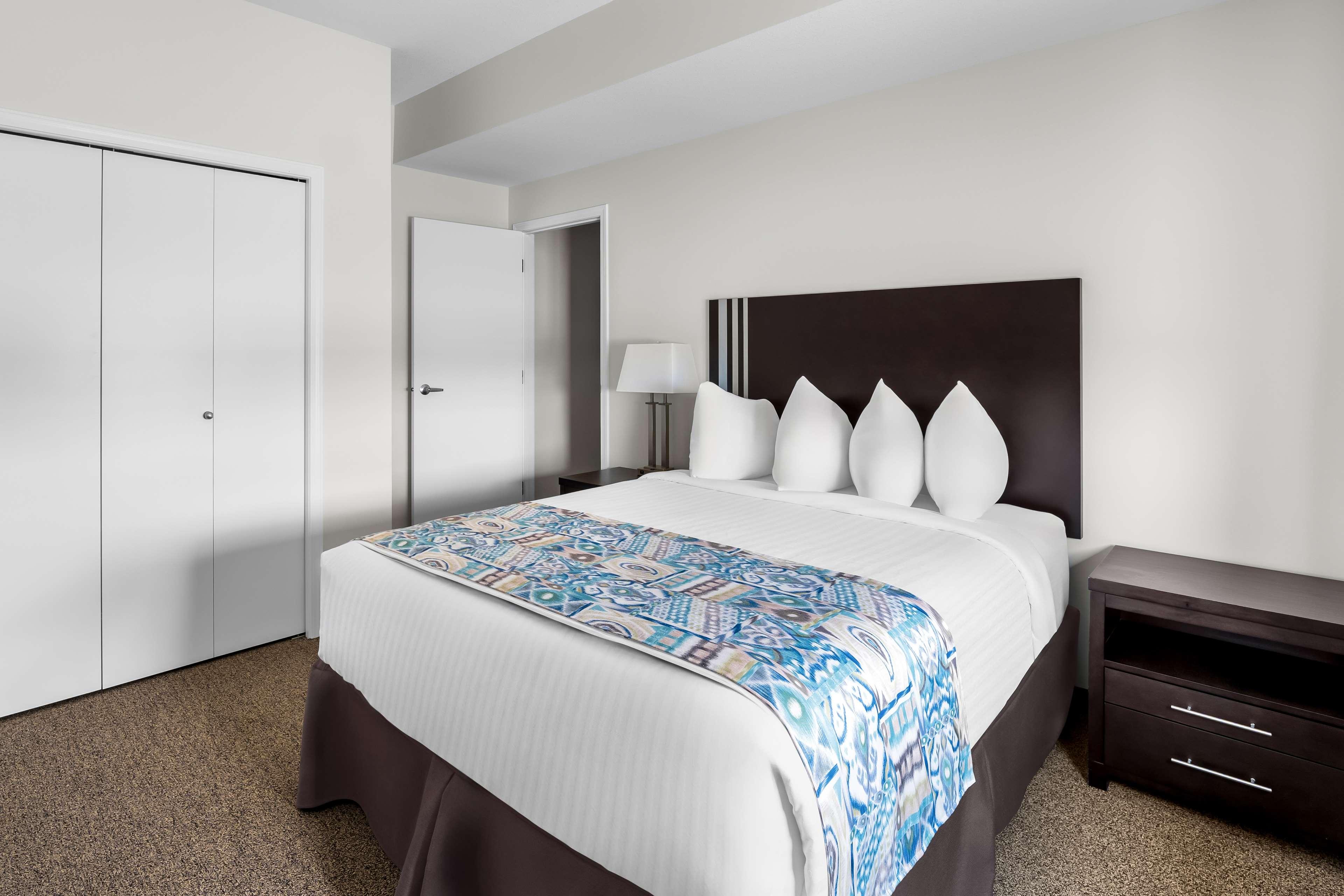 Suite Two Queen Beds