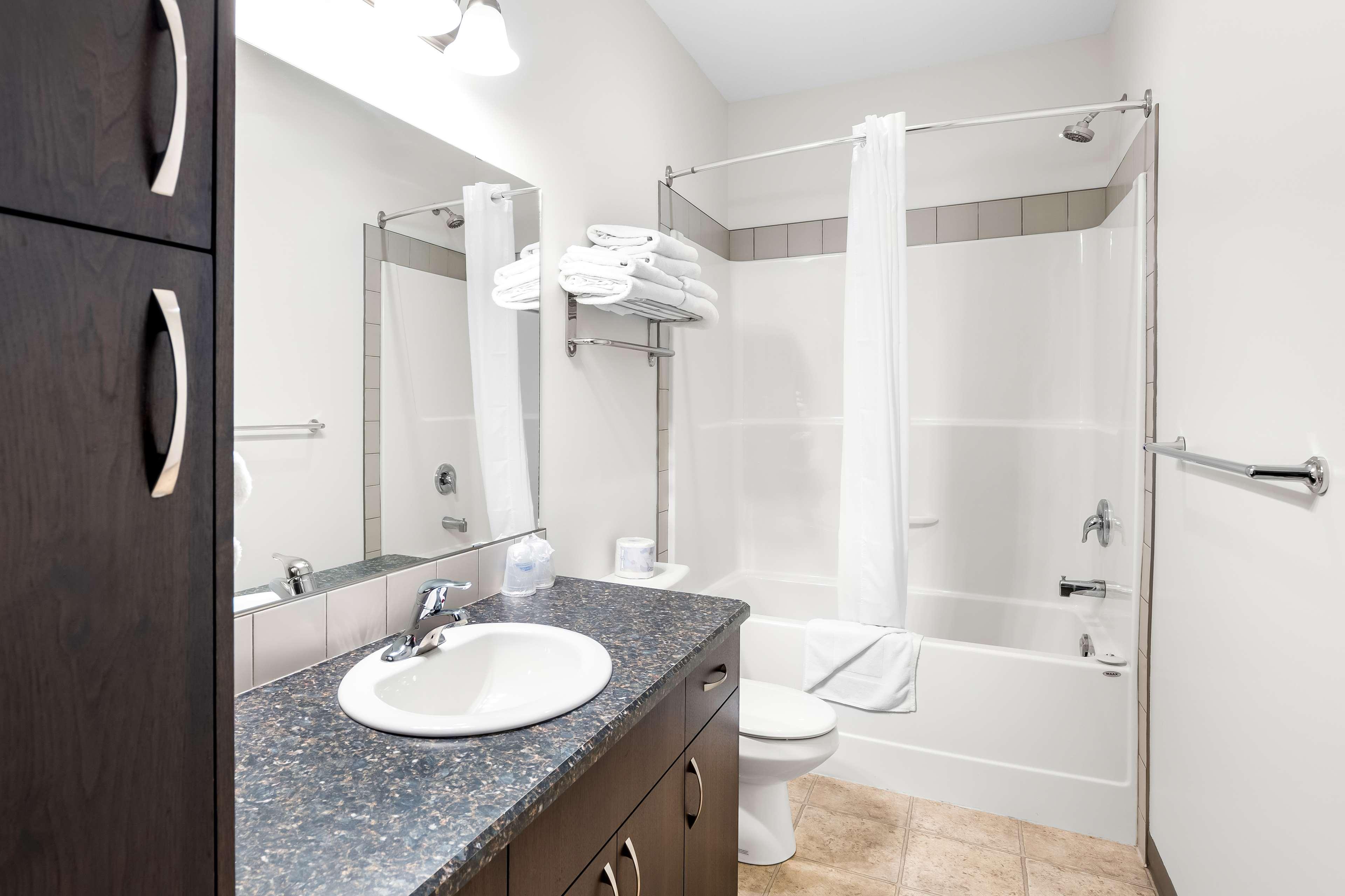 Suite Two Queen Beds