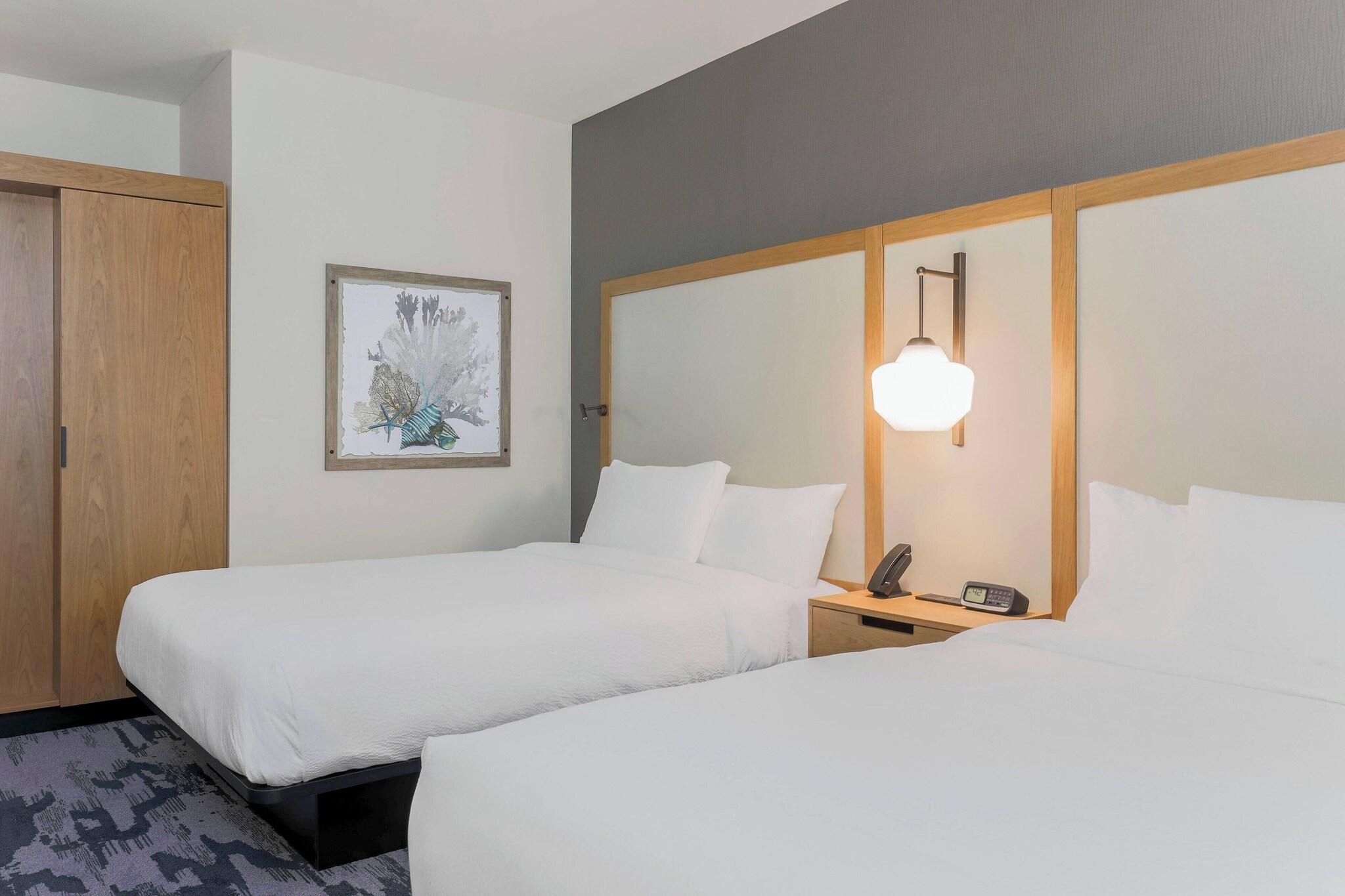 Quadruple Two Queen Beds