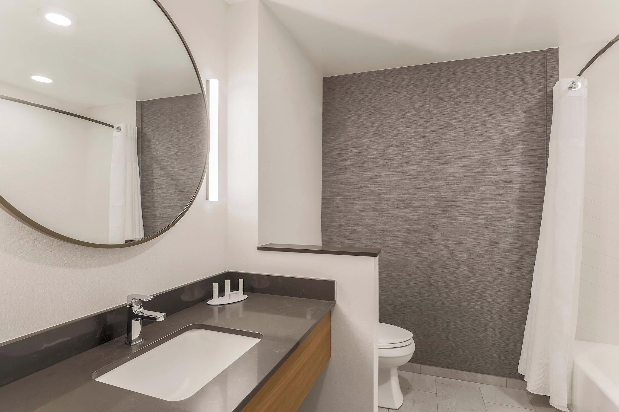 Quadruple Two Queen Beds