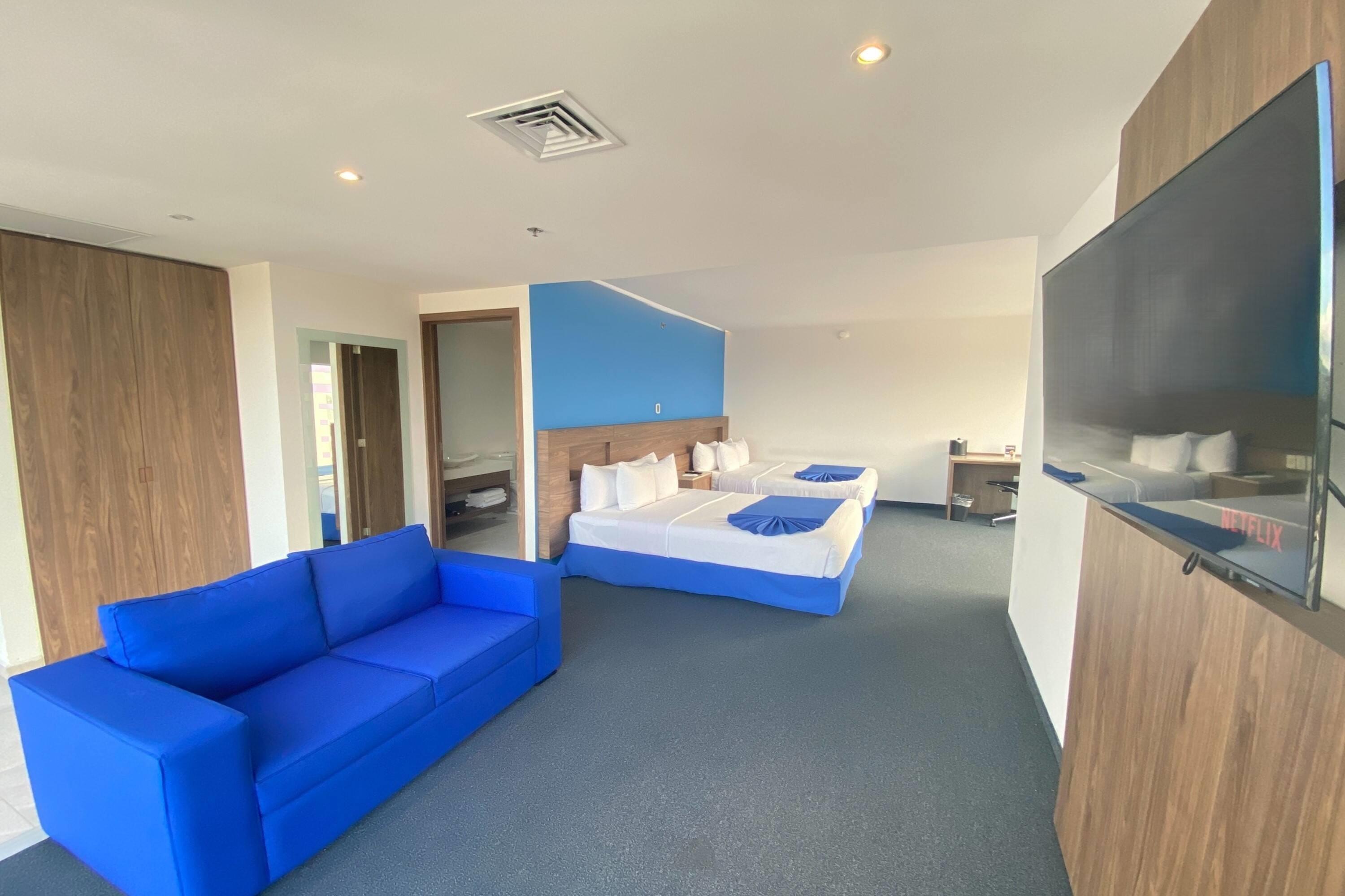 Suite Two Queen Beds
