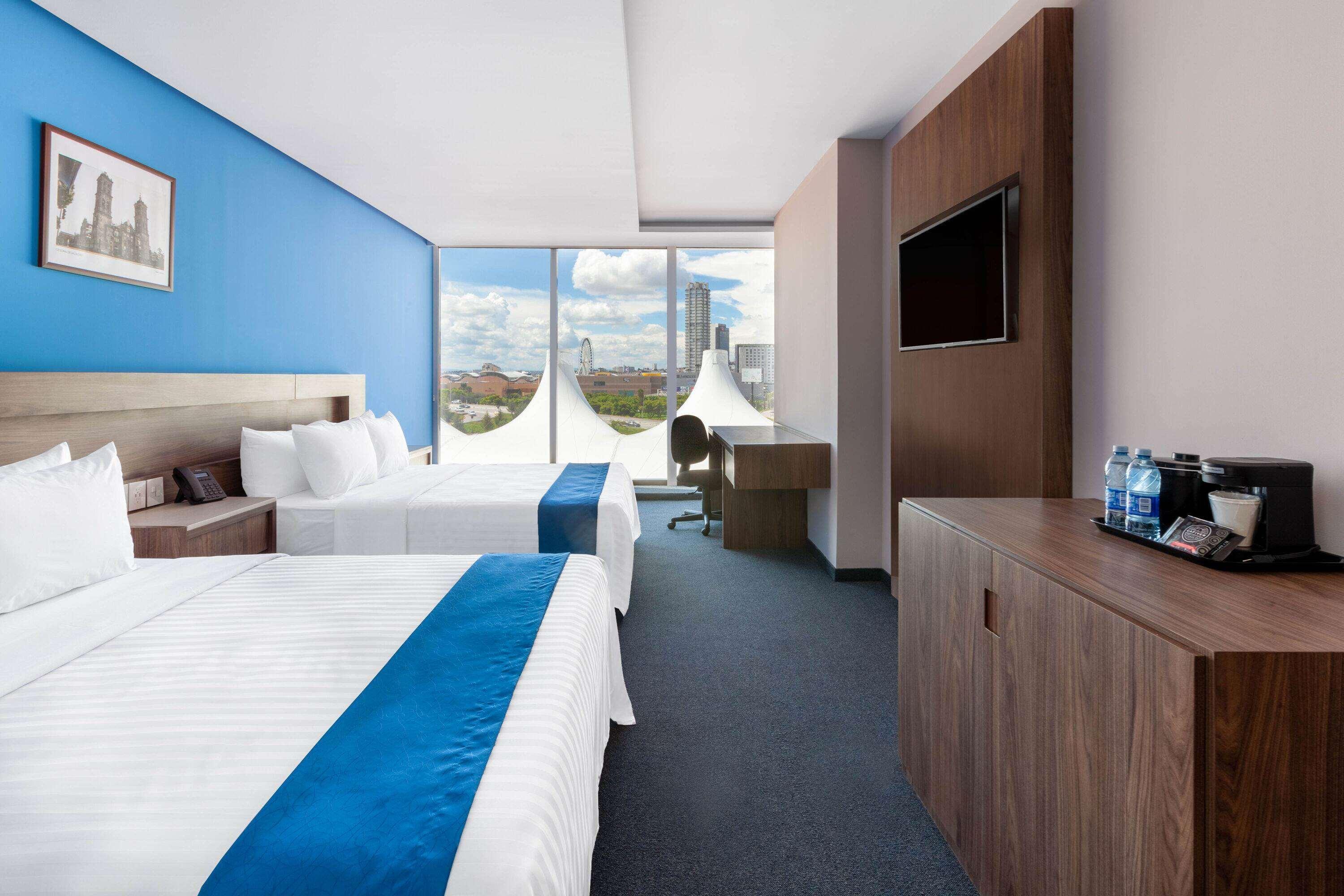 Suite Two Queen Beds