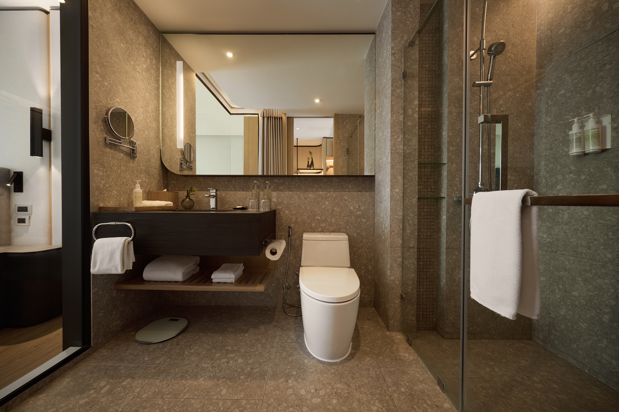 Double or Twin Standard