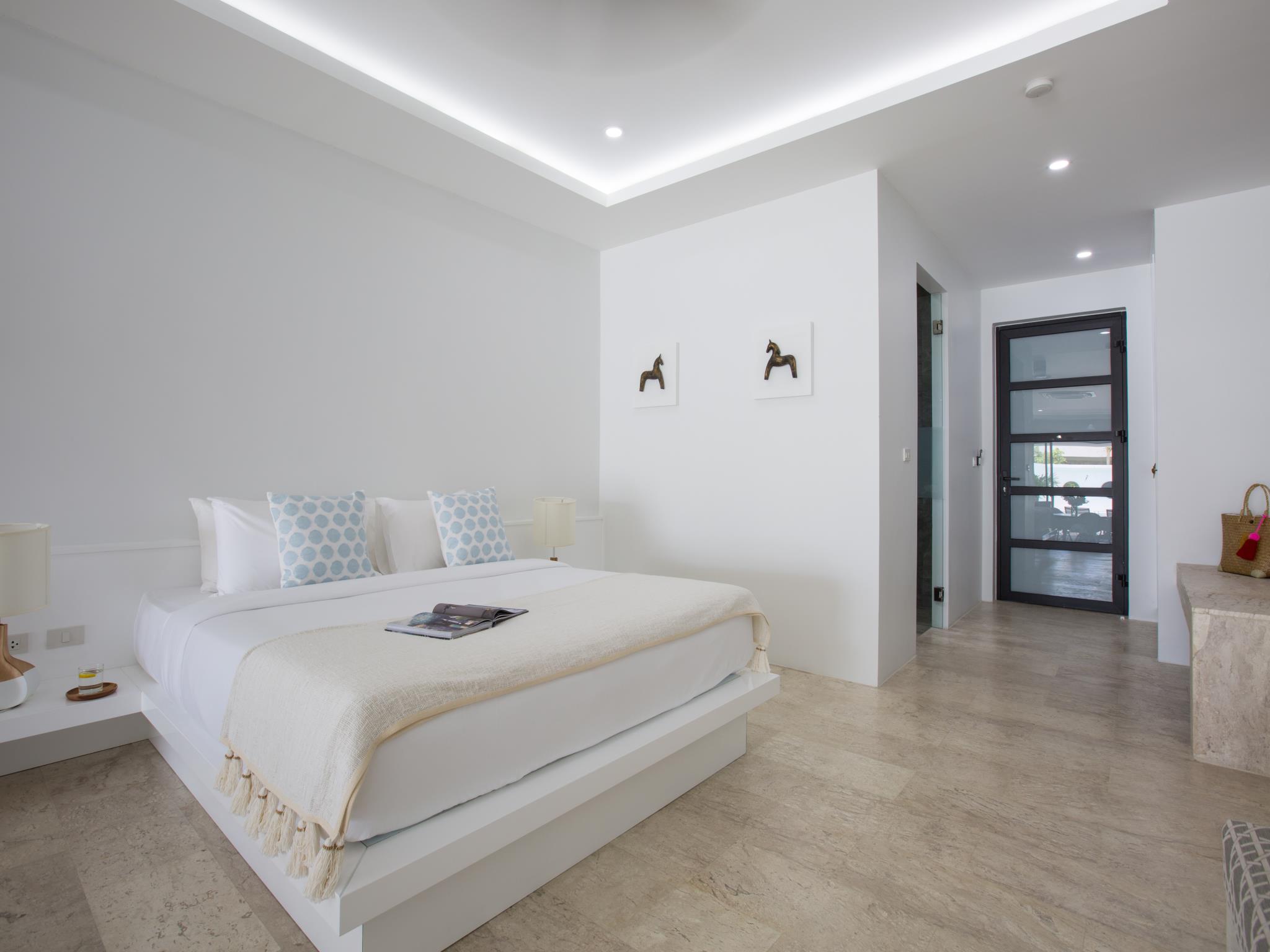 Apartment Pool View One Bedroom