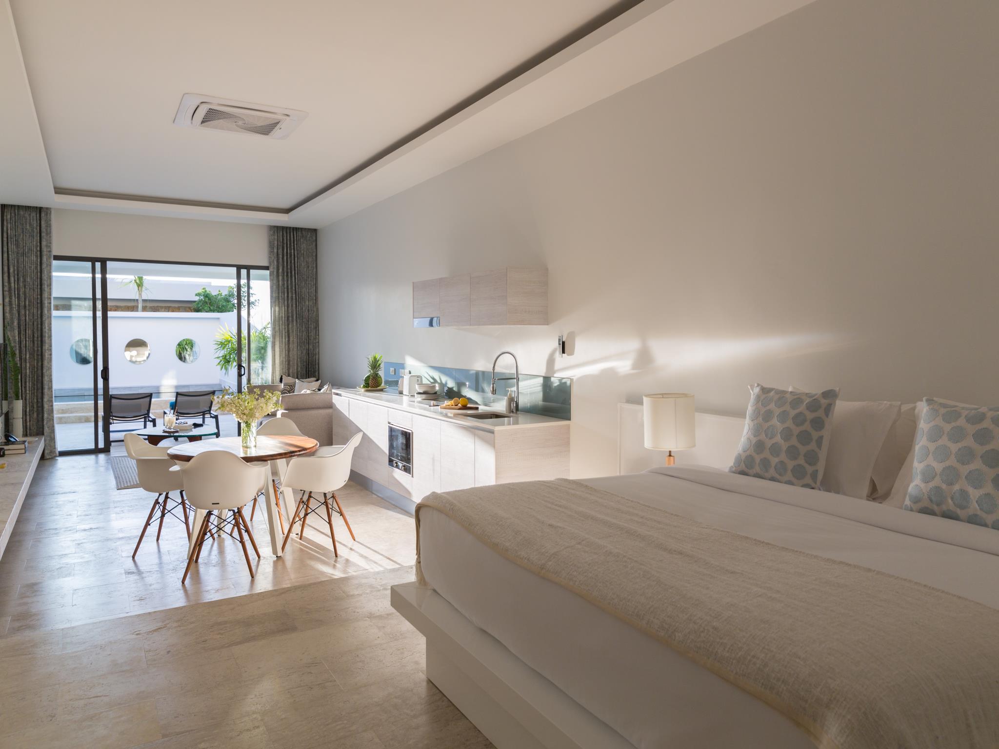 Apartment Pool View One Bedroom