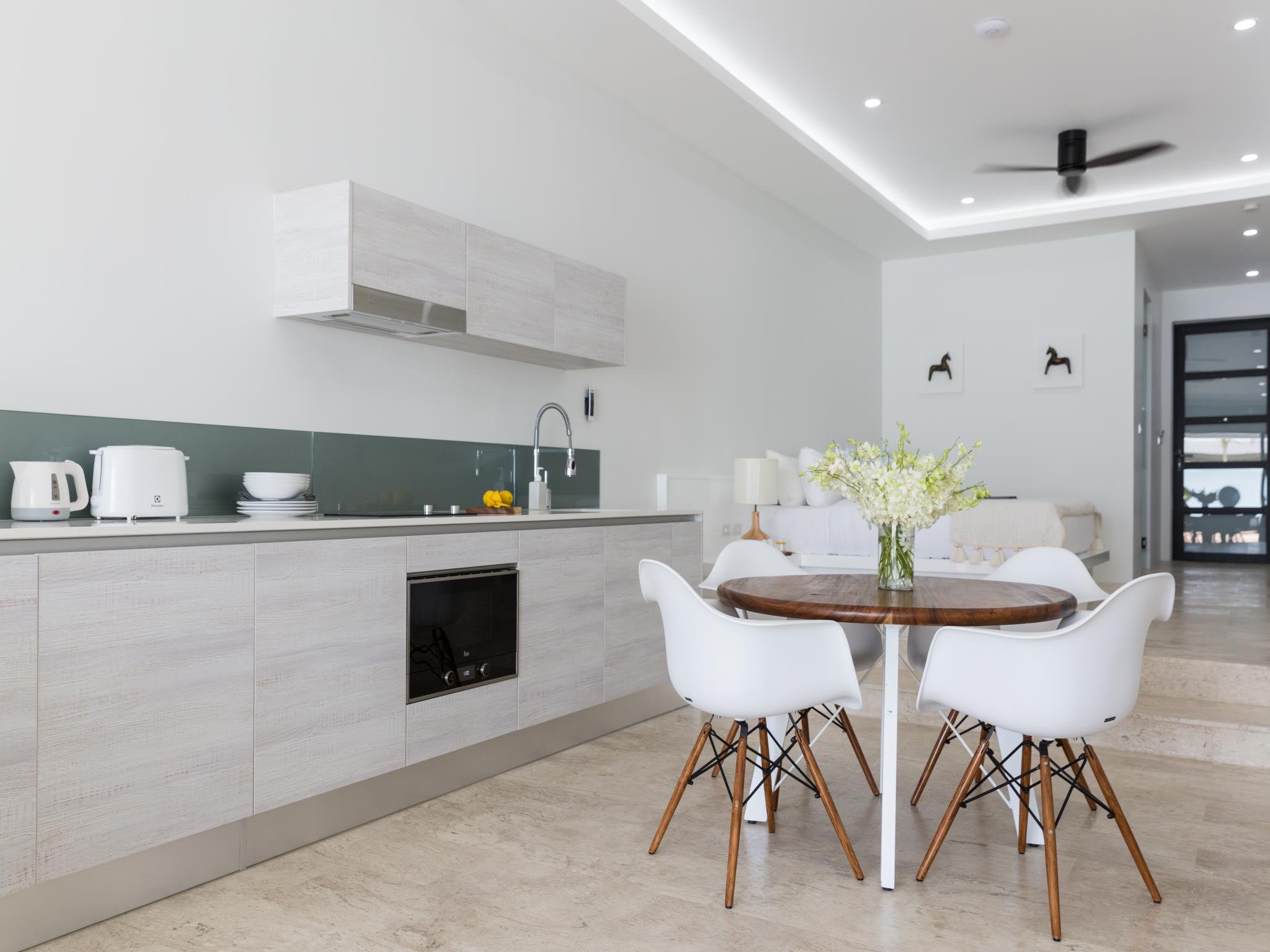 Apartment Pool View One Bedroom