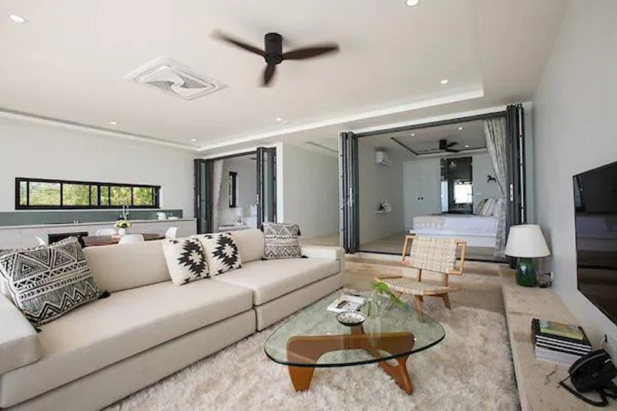 Suite Side Sea View Two Bedrooms