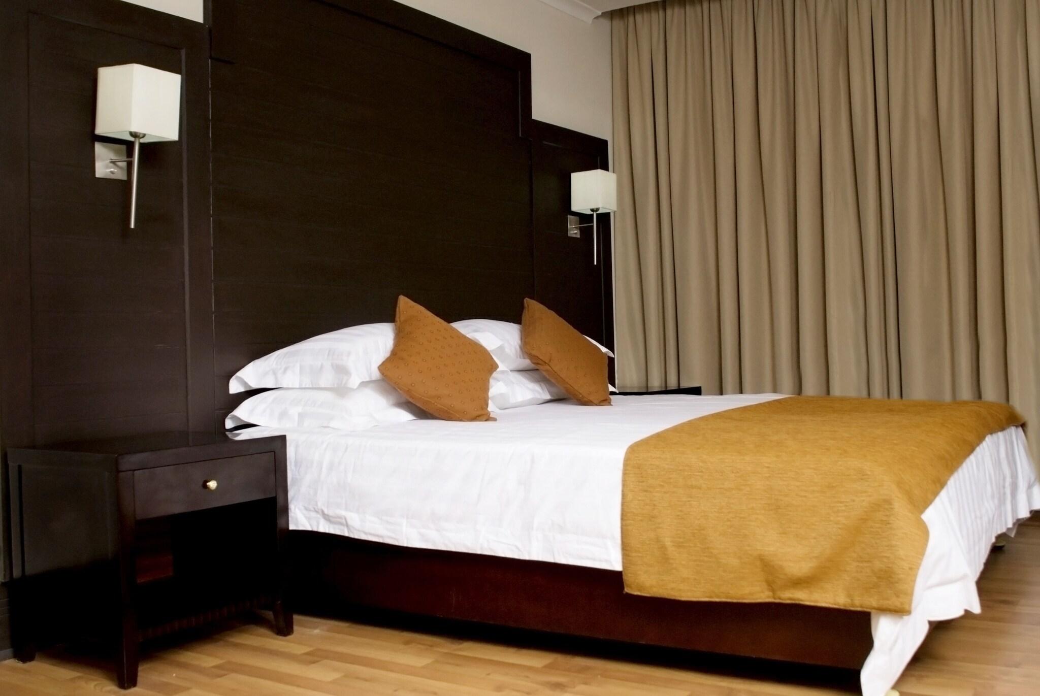 Double King Size Bed