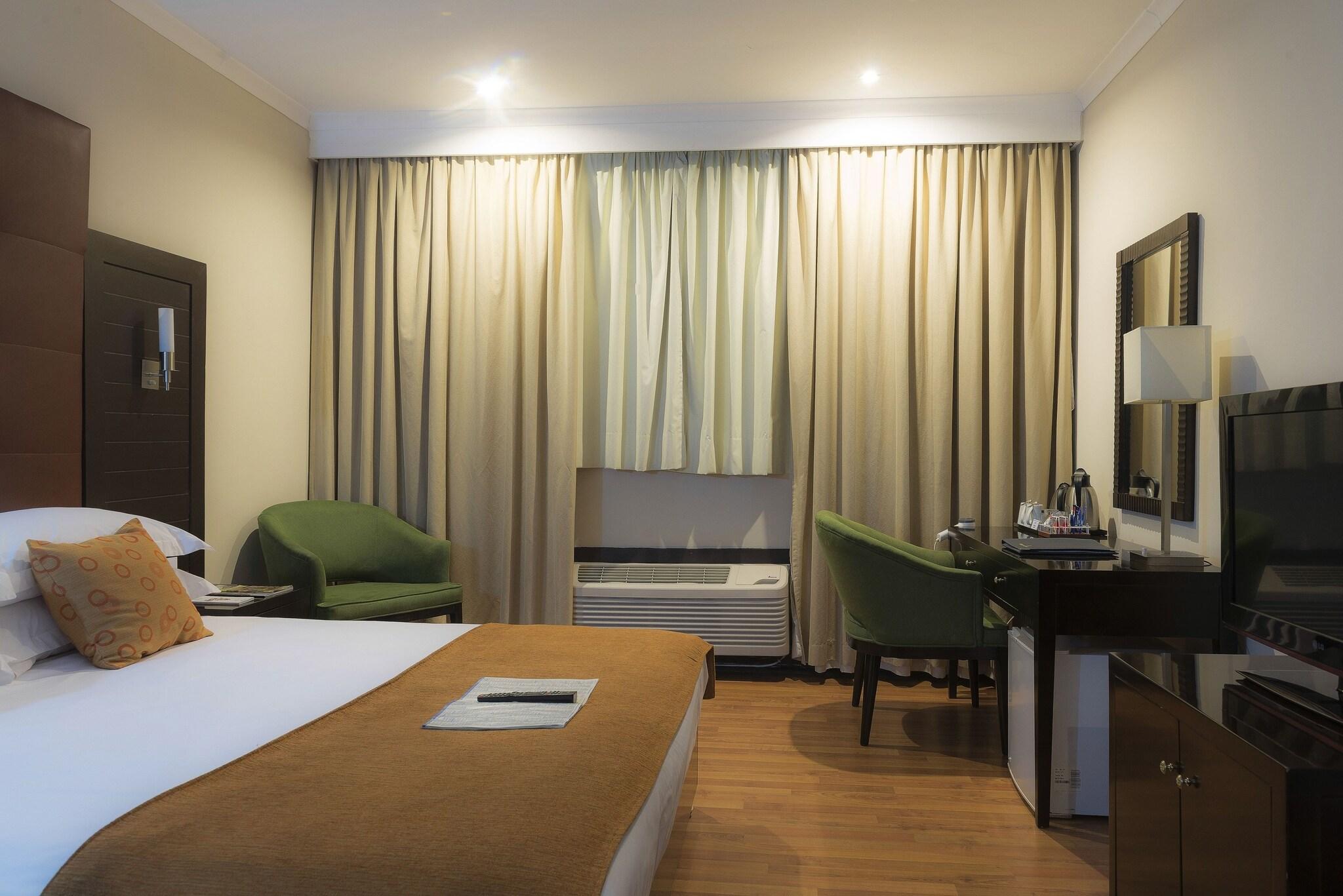 Double King Size Bed