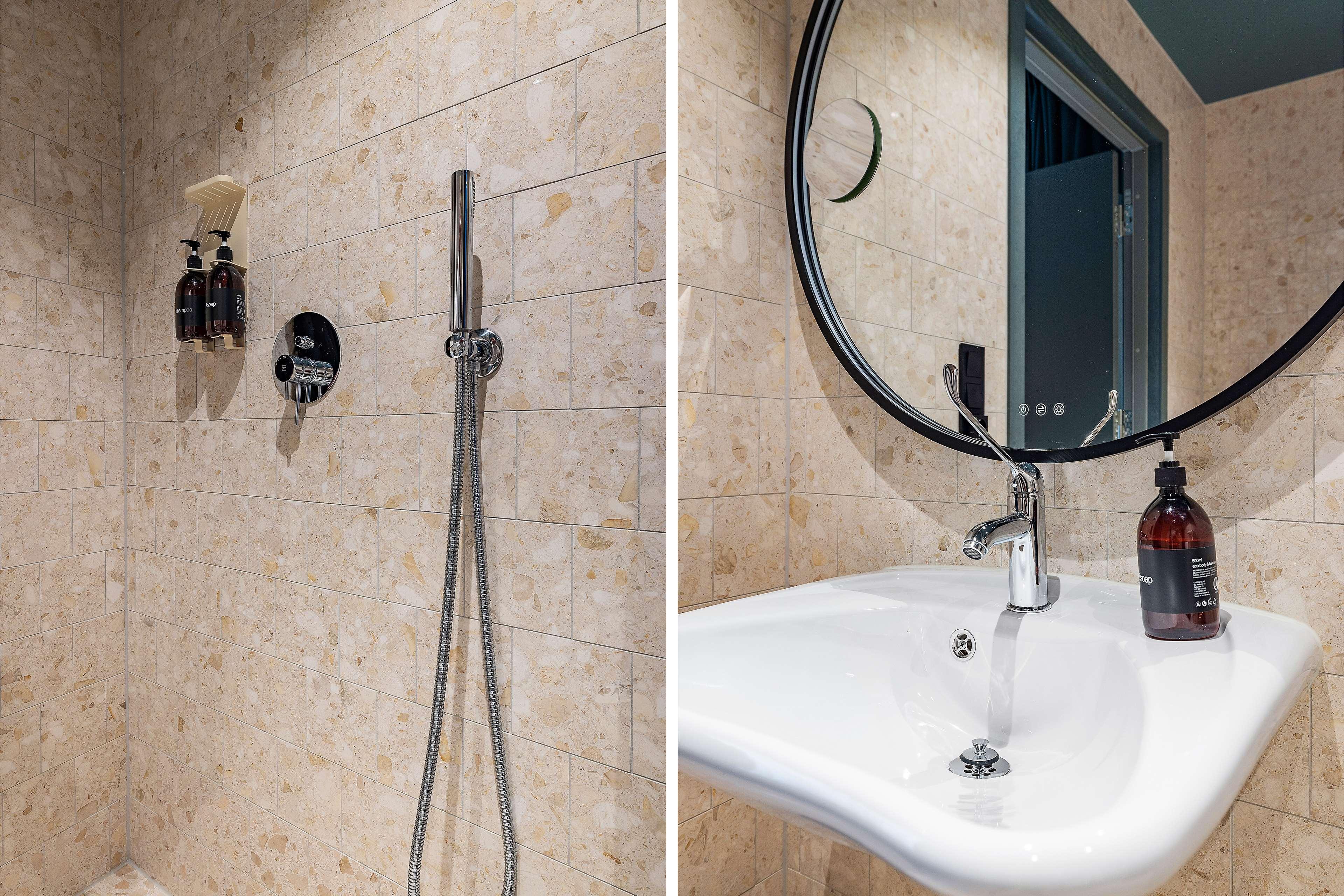 Family Room Capacity 4