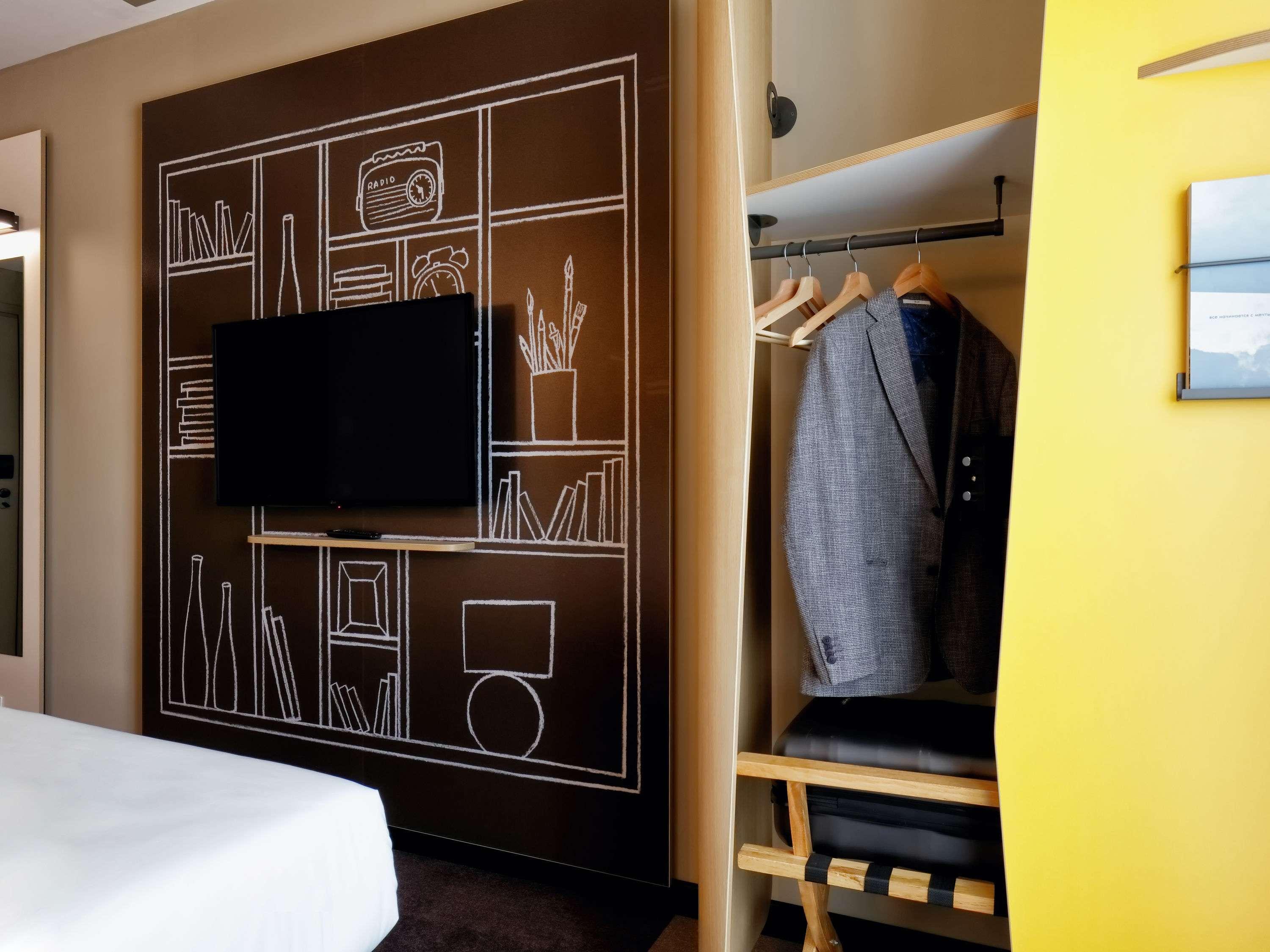 Double Superior Queen Bed
