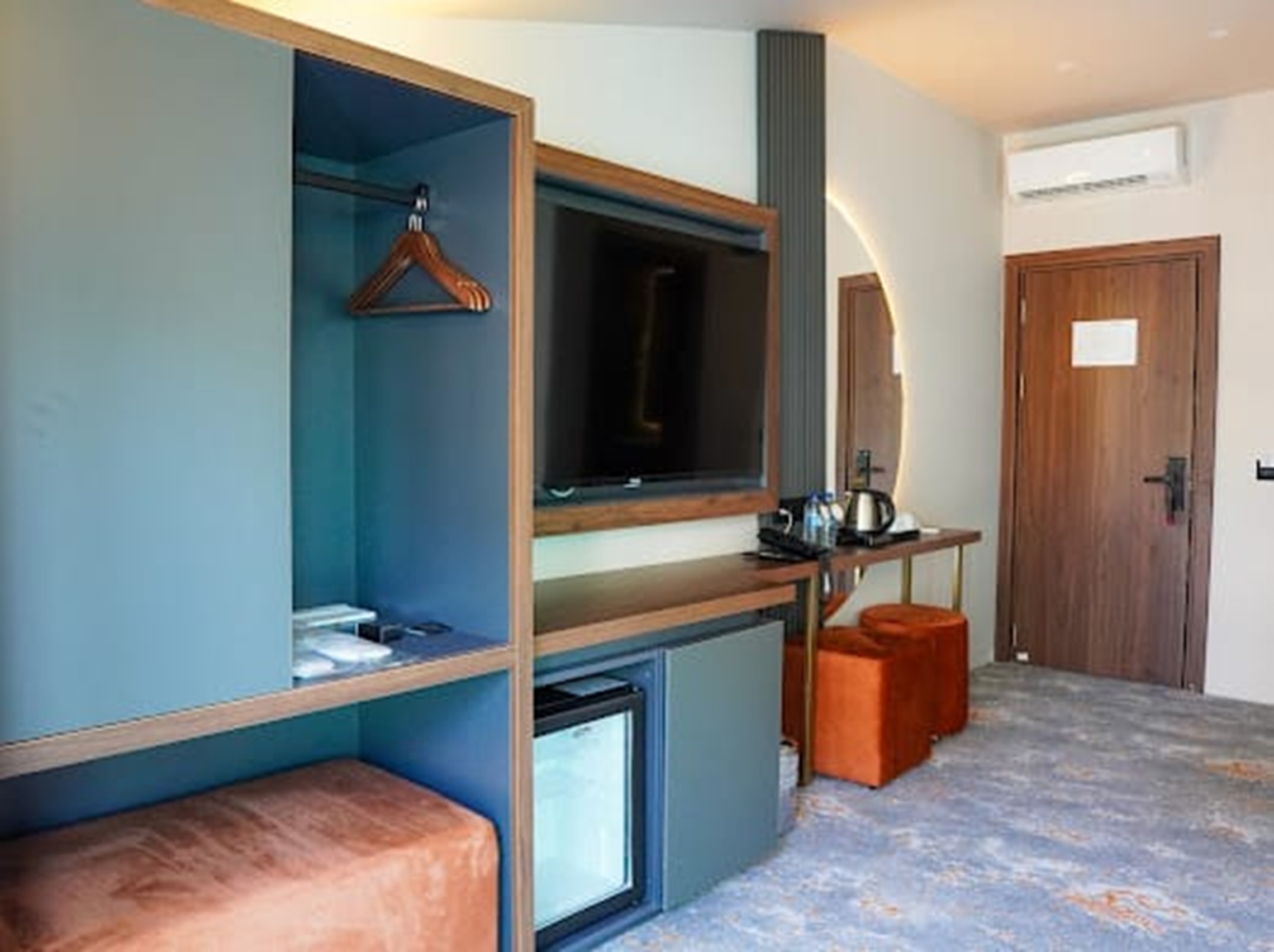 Room One Bedroom One Bathroom