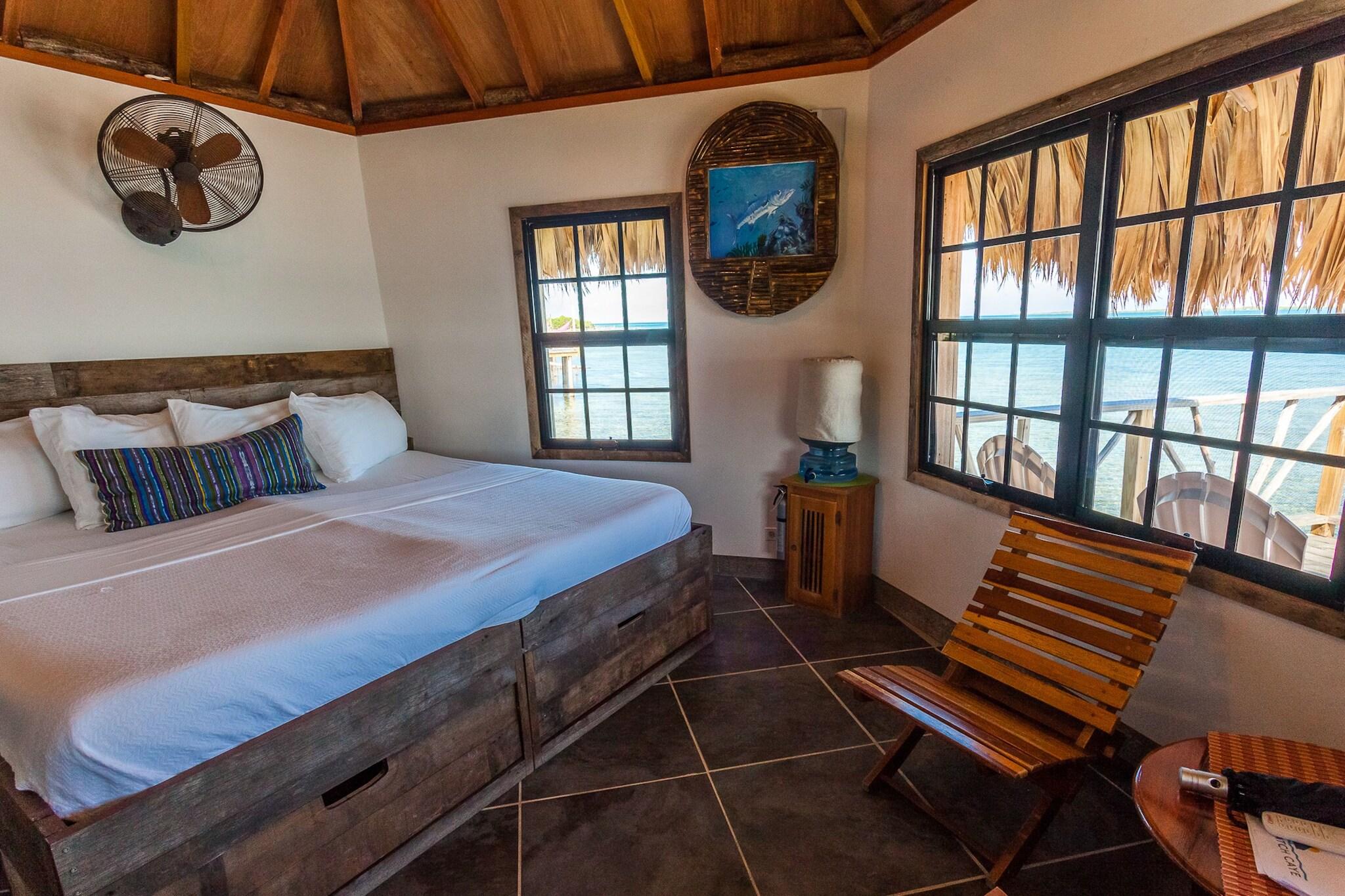 Bungalow Premier King Bed