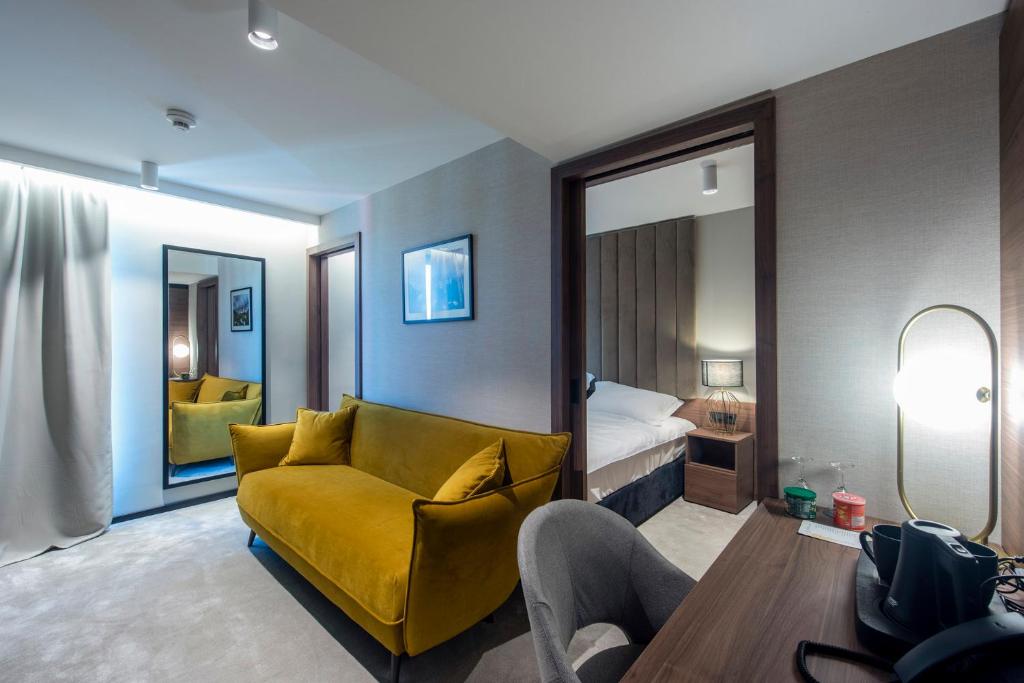 Family Room Standard