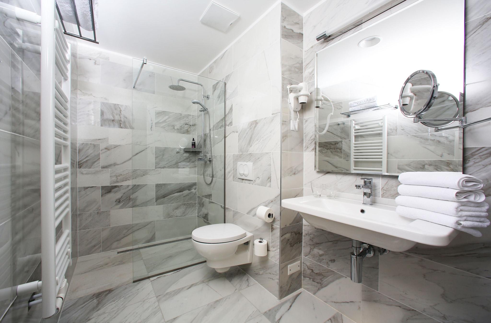 Double or Twin Comfort