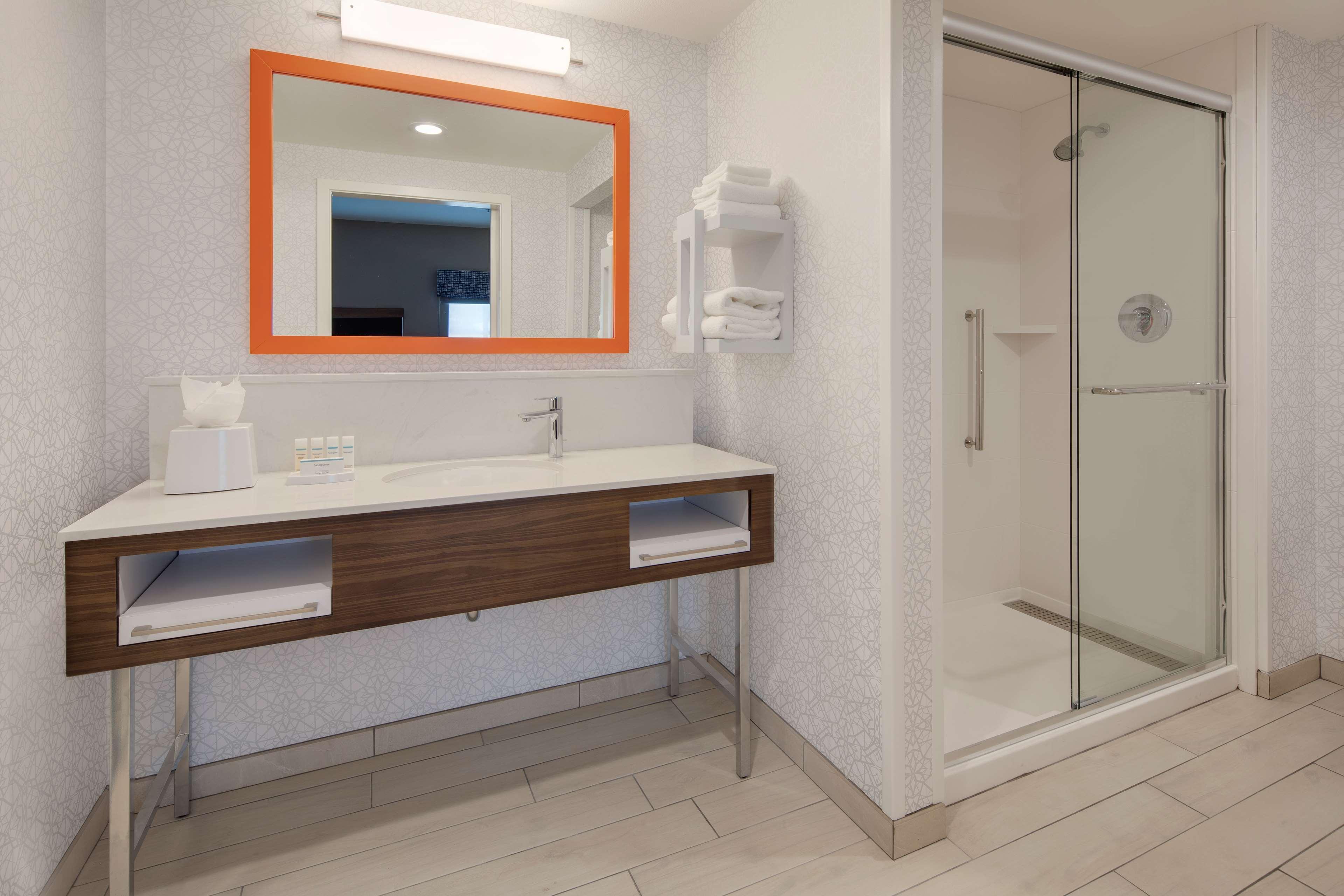 Double King Bed Non Smoking